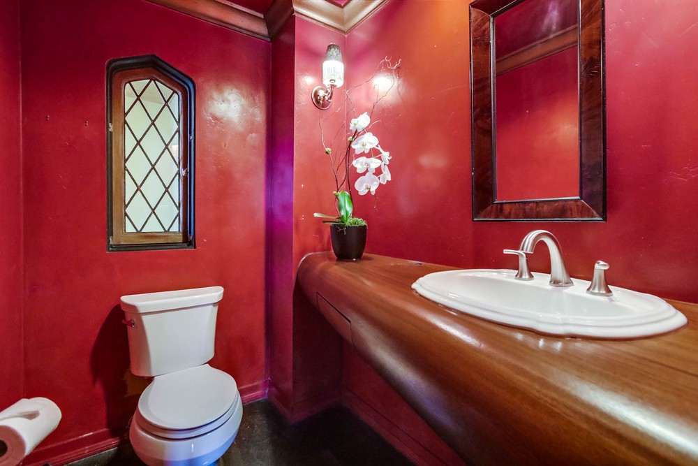 Virtual tour photo 13 of 103 for 2481 Presidio Dr