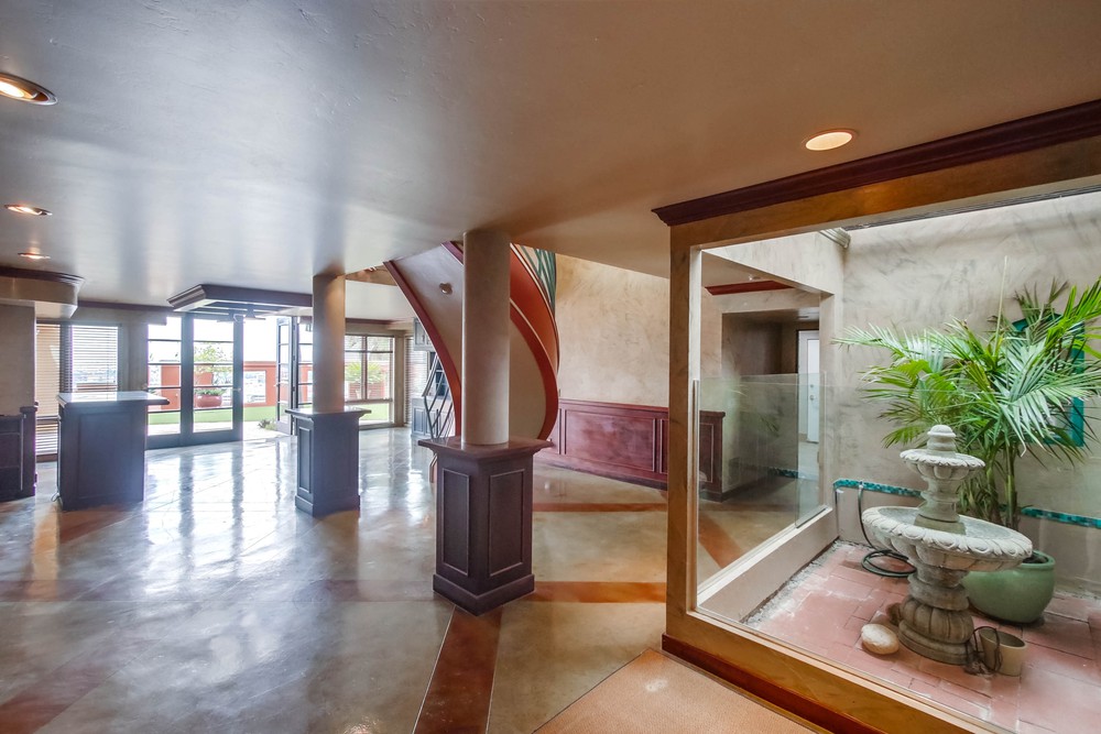 Virtual tour photo 44 of 103 for 2481 Presidio Dr