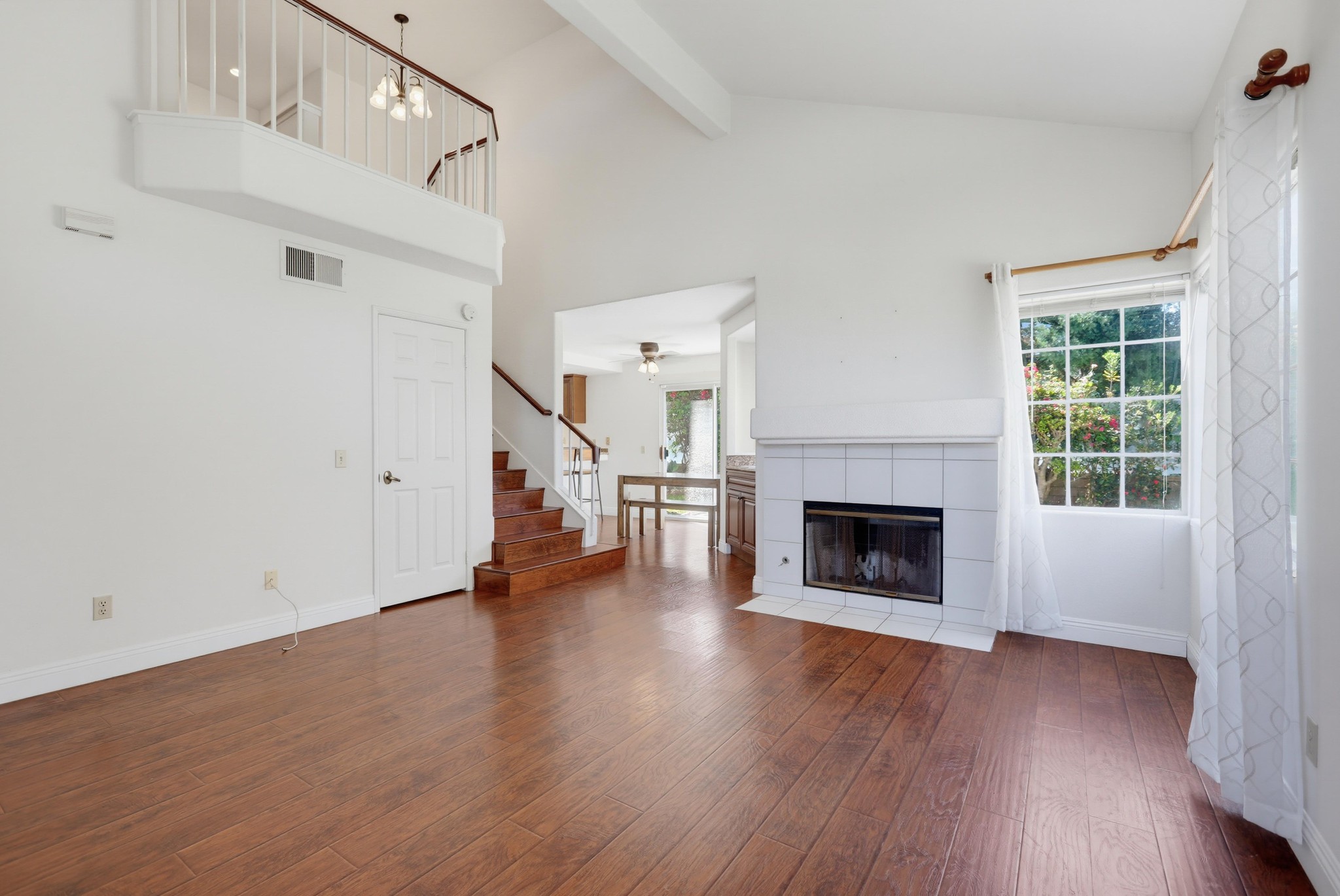 Virtual tour photo 9 of 55 for 24812 Rigger