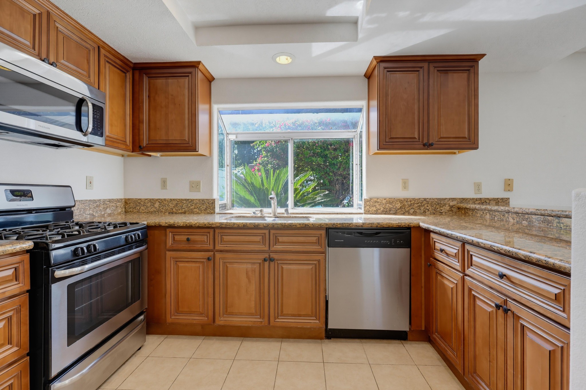 Virtual tour photo 22 of 55 for 24812 Rigger