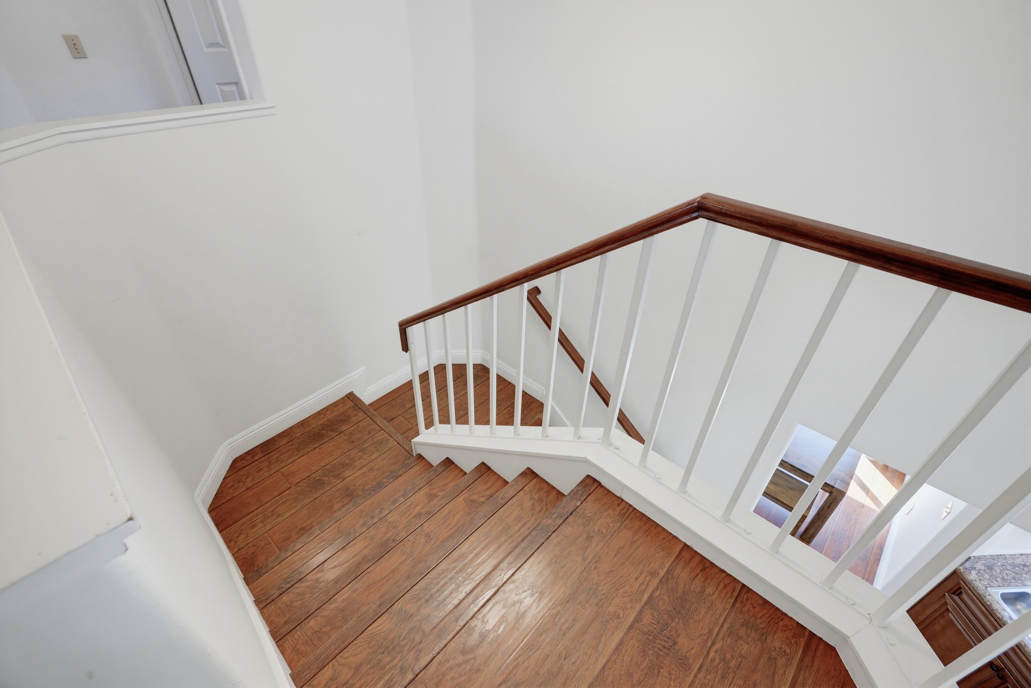 Virtual tour photo 29 of 55 for 24812 Rigger