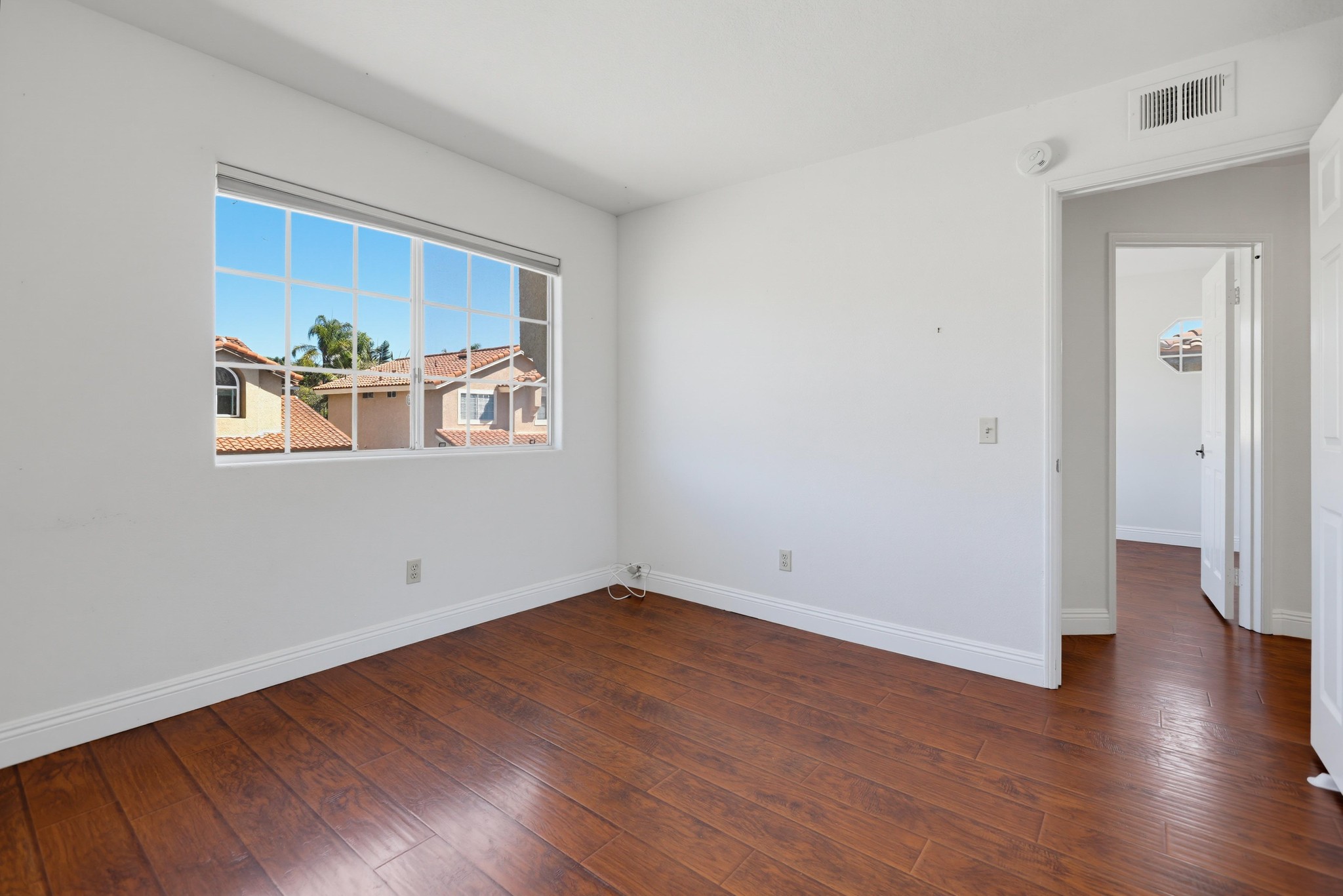 Virtual tour photo 33 of 55 for 24812 Rigger