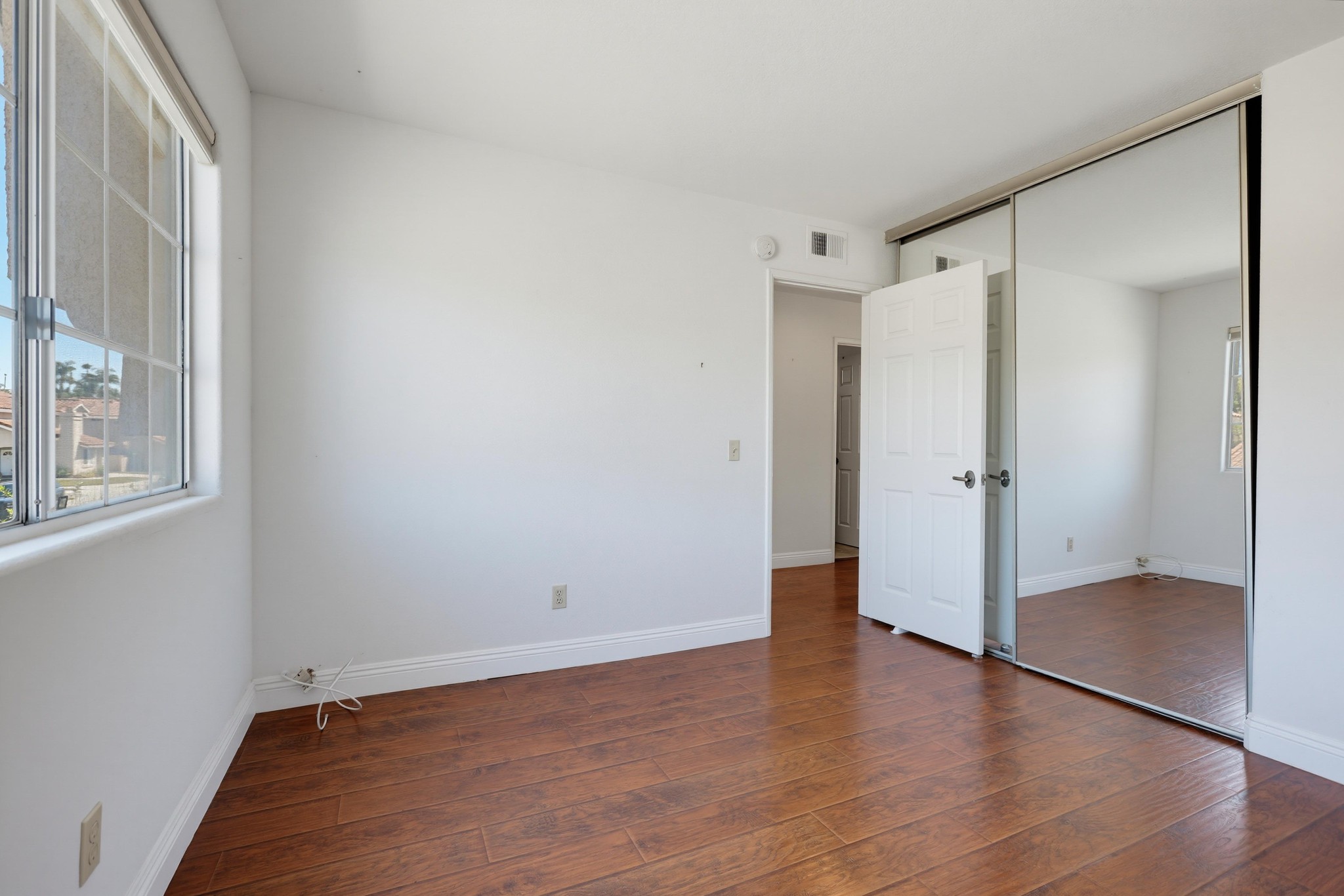 Virtual tour photo 34 of 55 for 24812 Rigger