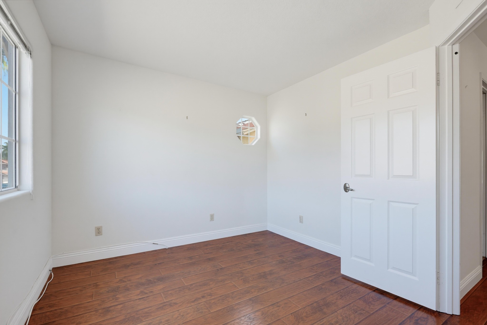 Virtual tour photo 37 of 55 for 24812 Rigger