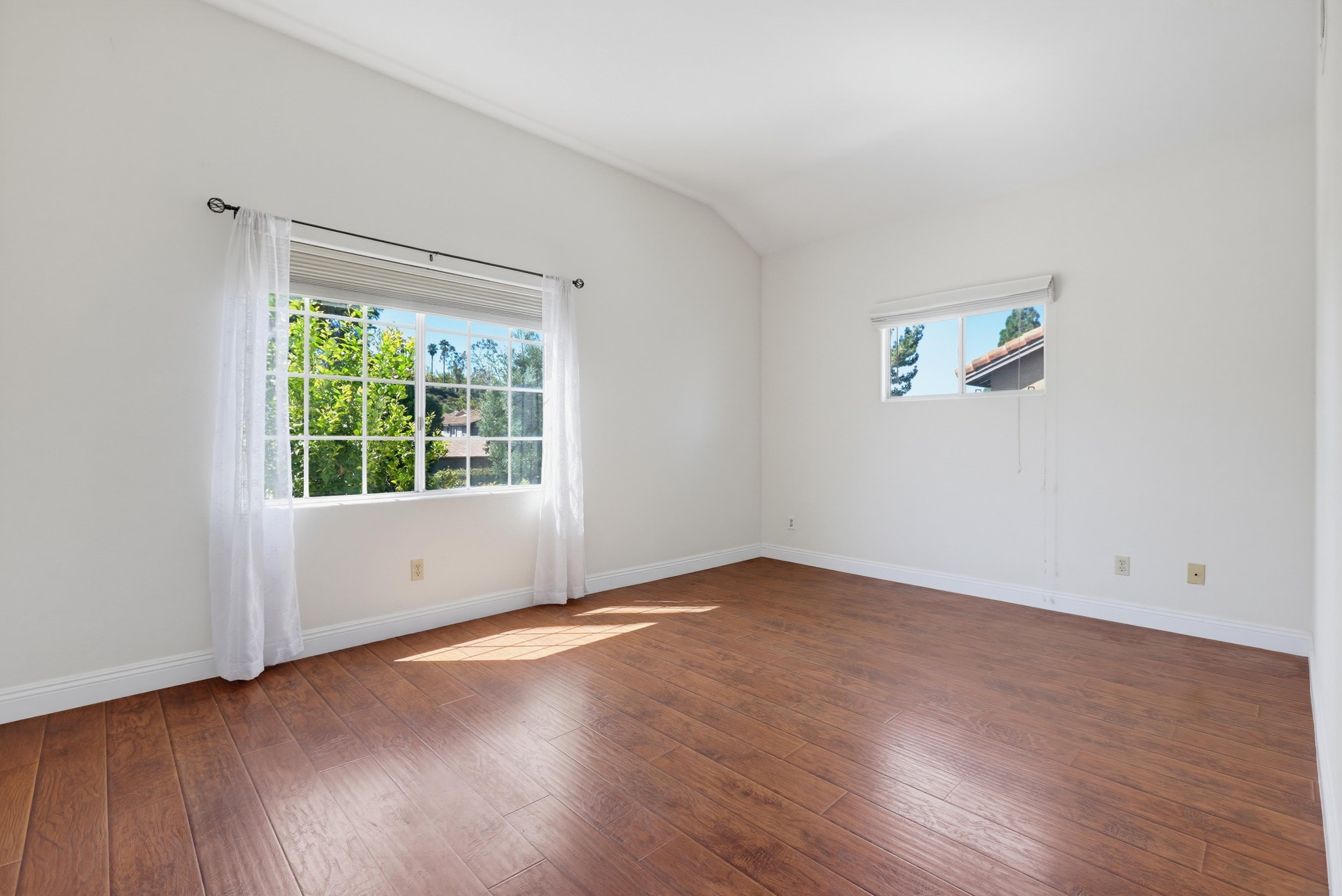 Virtual tour photo 40 of 55 for 24812 Rigger