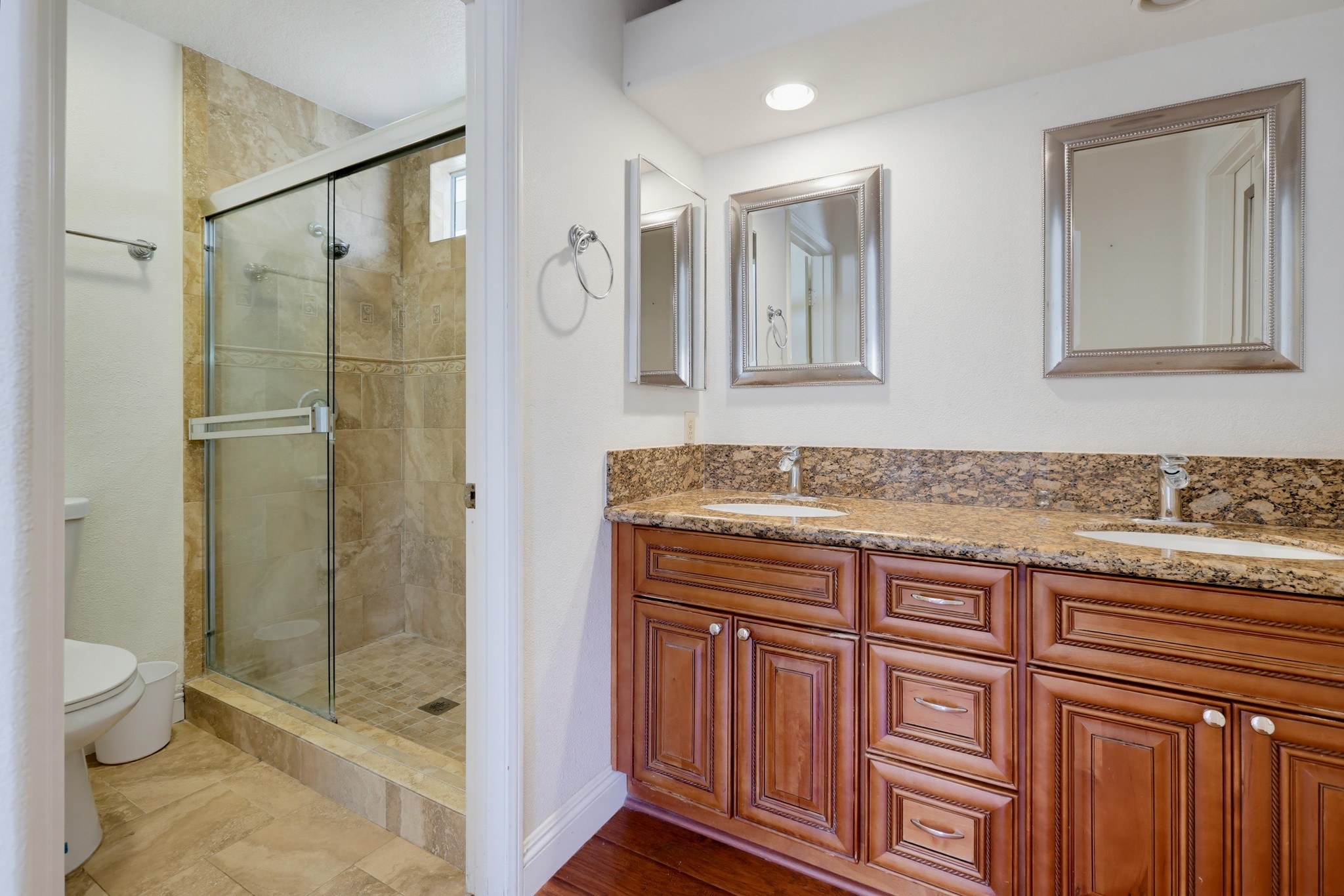 Virtual tour photo 44 of 55 for 24812 Rigger