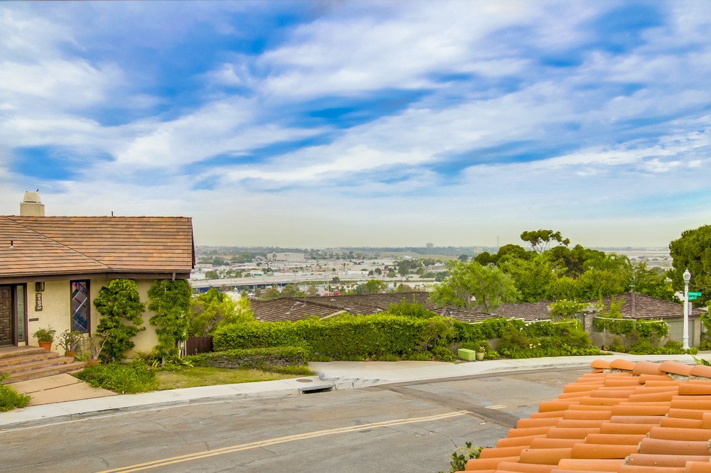 Virtual tour photo 27 of 52 for 2484 Presidio Drive