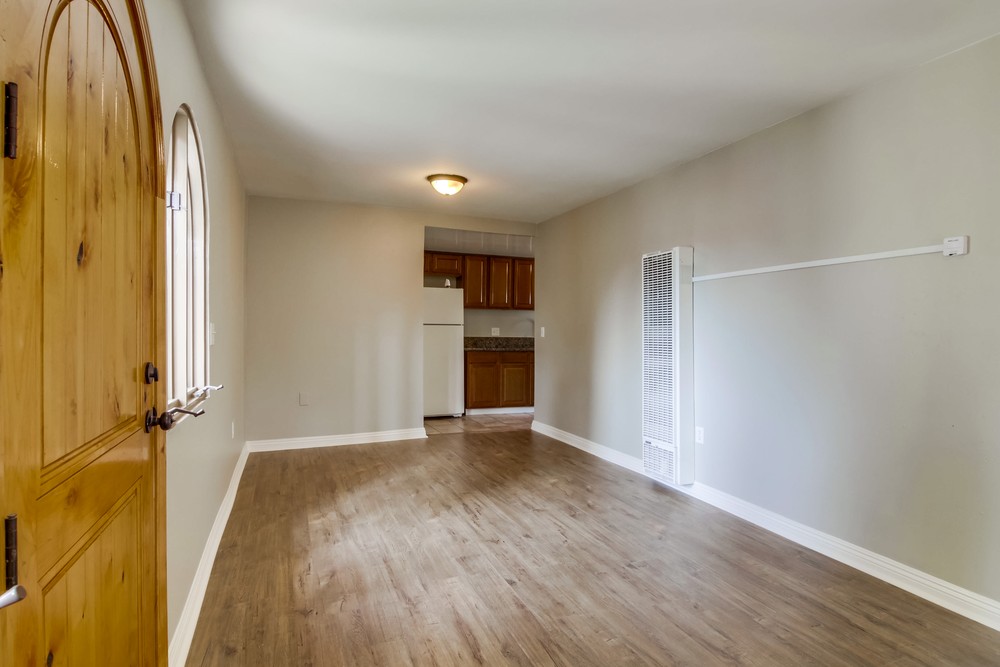 Virtual tour photo 9 of 32 for 2486 L St