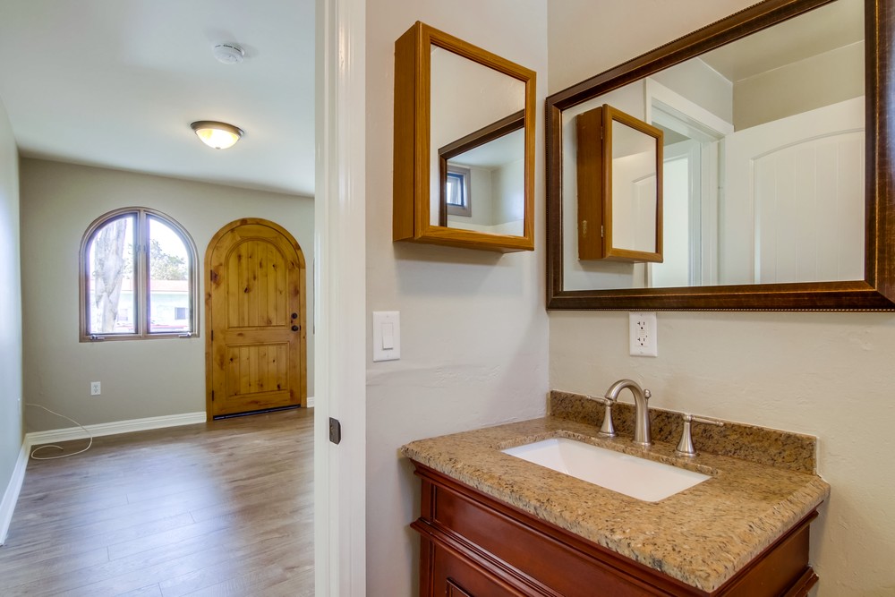 Virtual tour photo 27 of 32 for 2486 L St