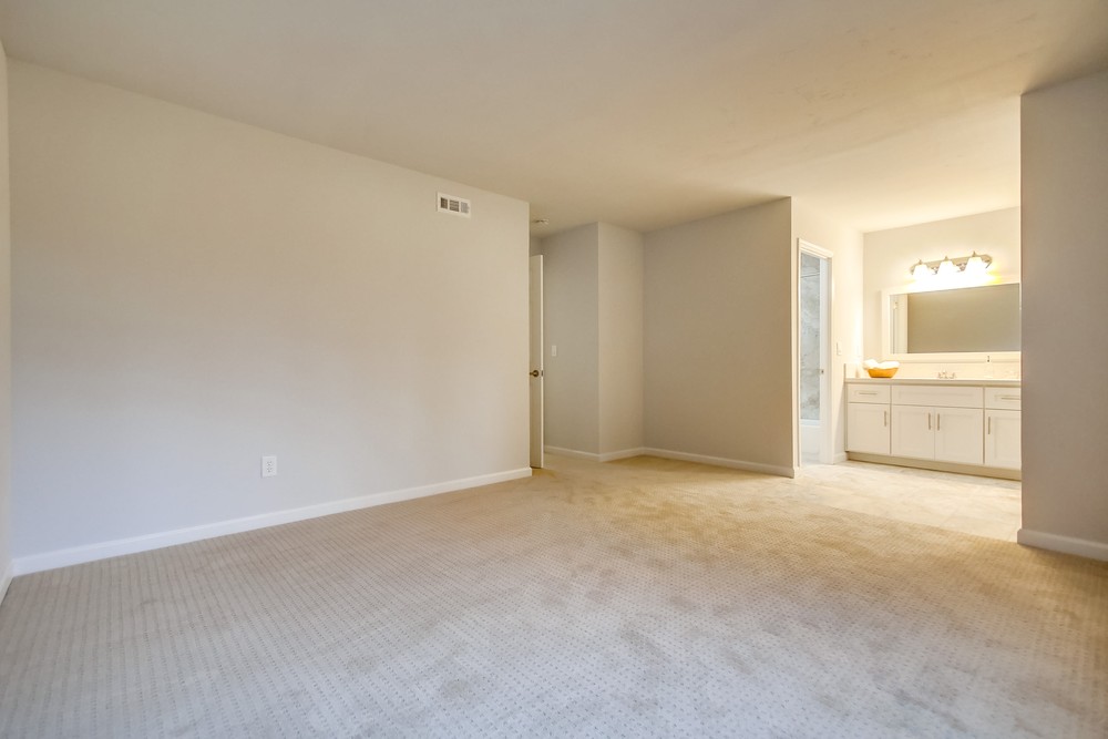 Virtual tour photo 31 of 60 for 2490 Biola Ave