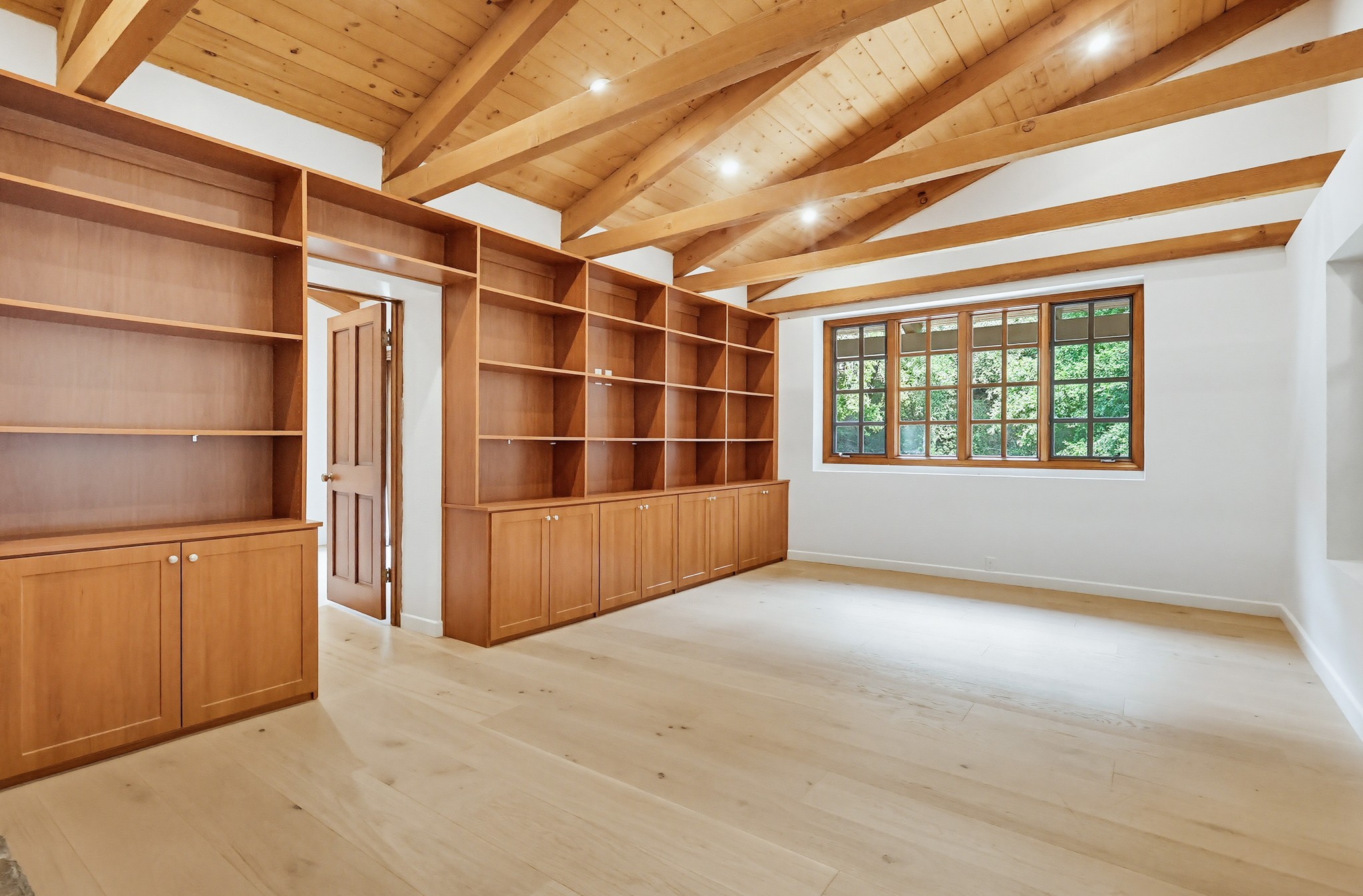 Virtual tour photo 36 of 110 for 24970 Bob Batchelor Rd