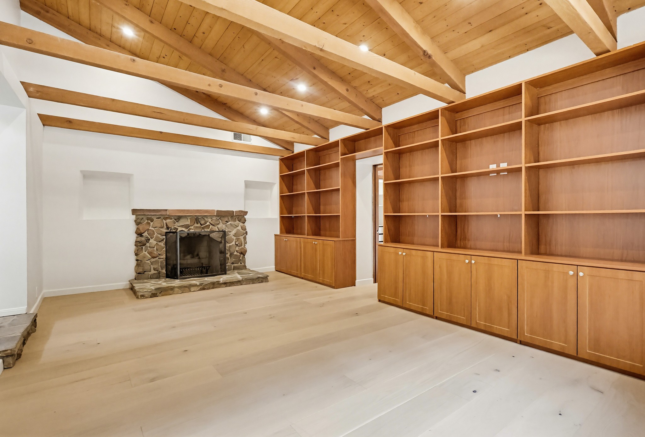 Virtual tour photo 38 of 110 for 24970 Bob Batchelor Rd