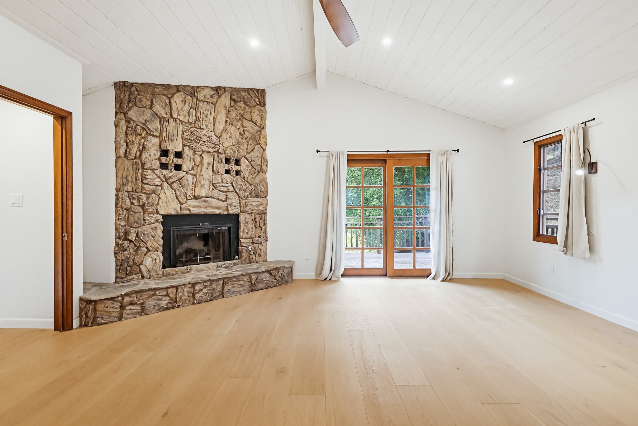 Virtual tour photo 57 of 110 for 24970 Bob Batchelor Rd