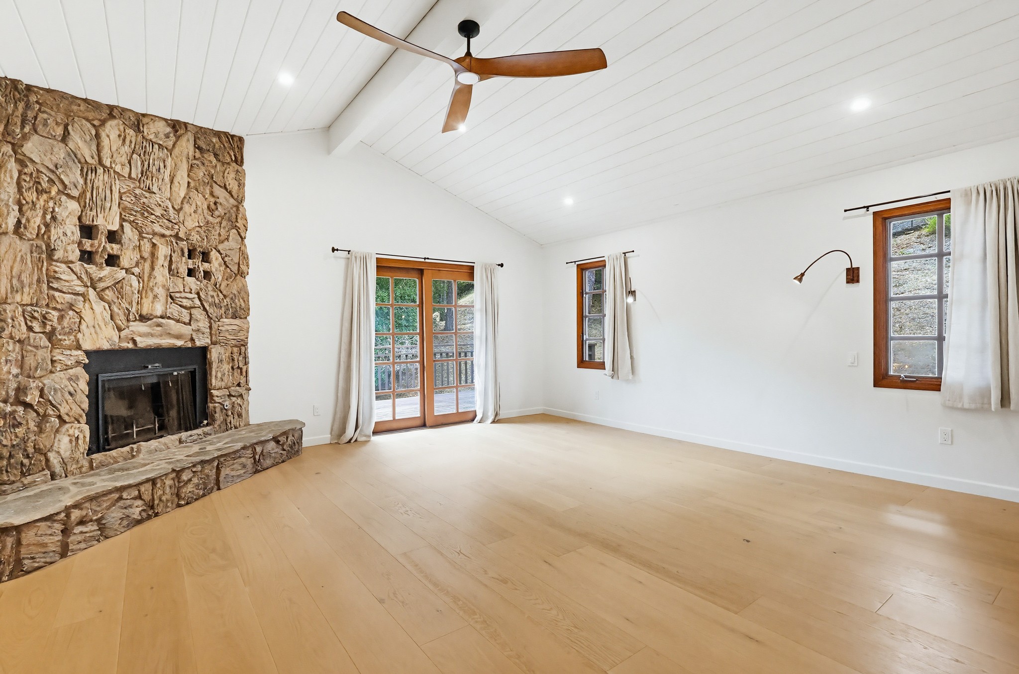 Virtual tour photo 58 of 110 for 24970 Bob Batchelor Rd