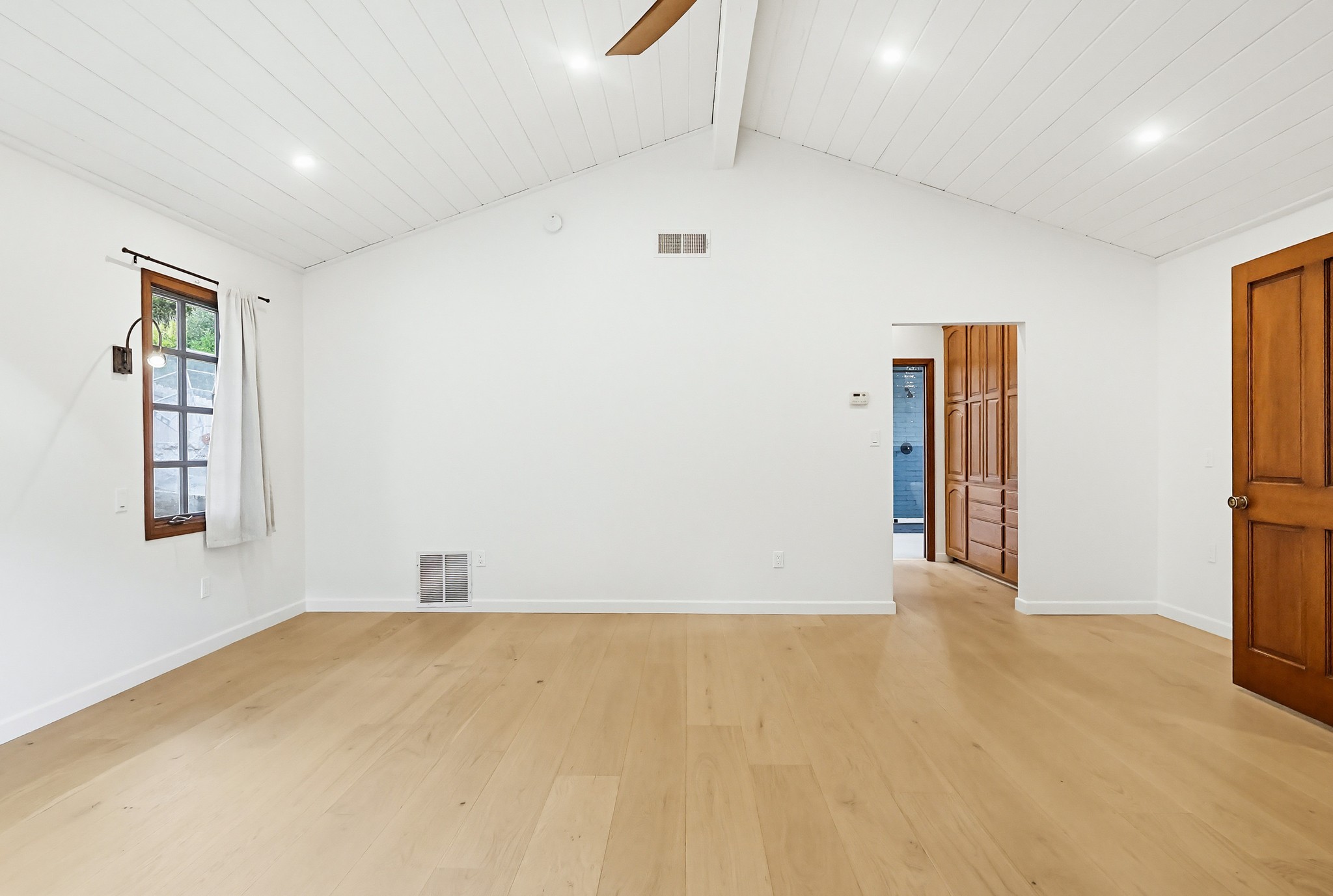Virtual tour photo 60 of 110 for 24970 Bob Batchelor Rd