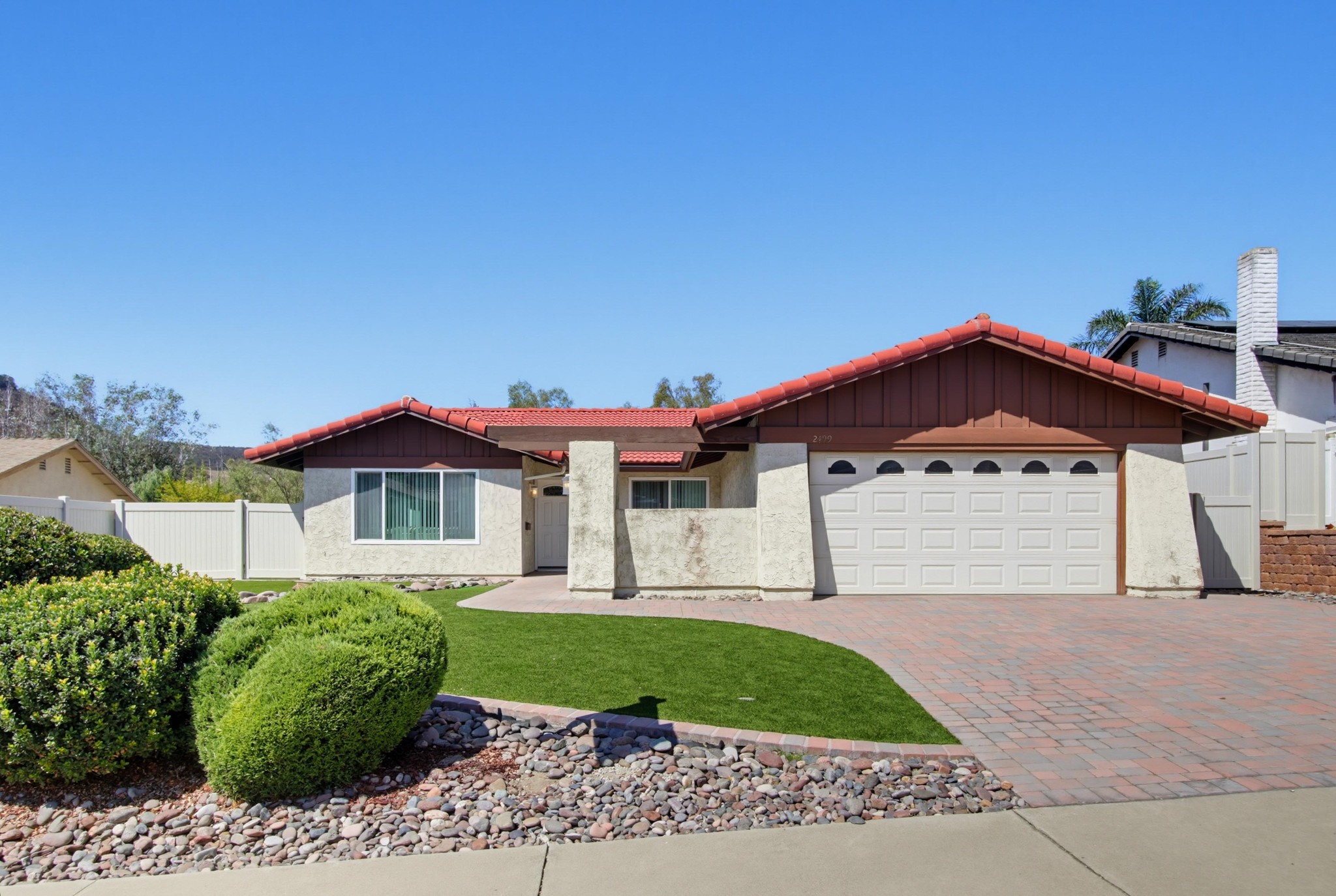 Virtual tour photo 3 of 45 for 2499 Windmill View Rd