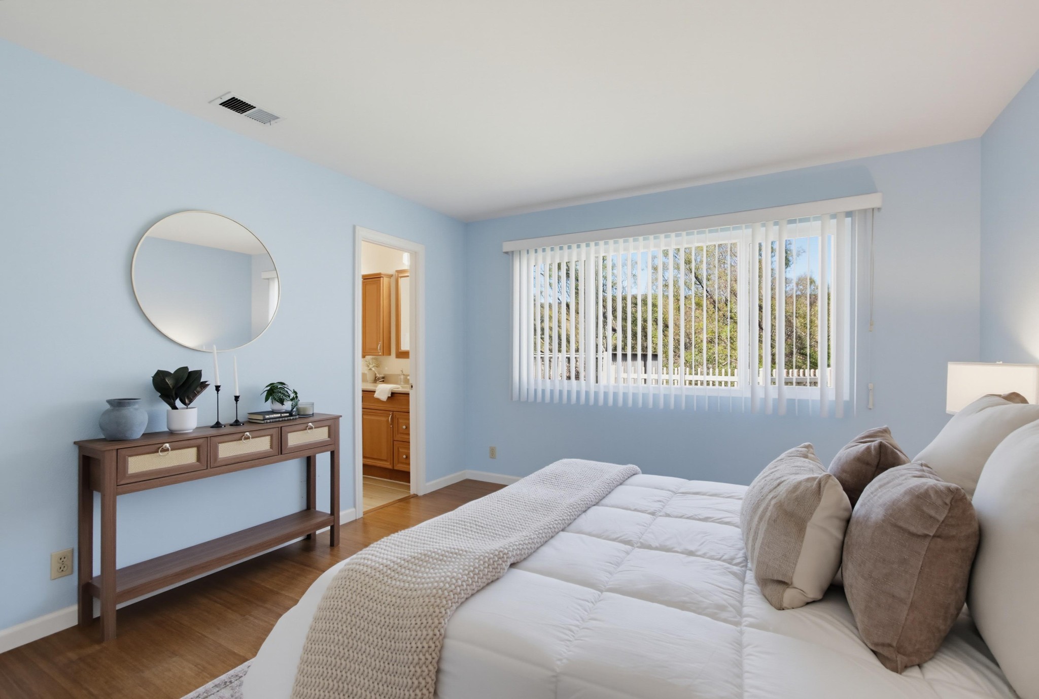 Virtual tour photo 26 of 45 for 2499 Windmill View Rd