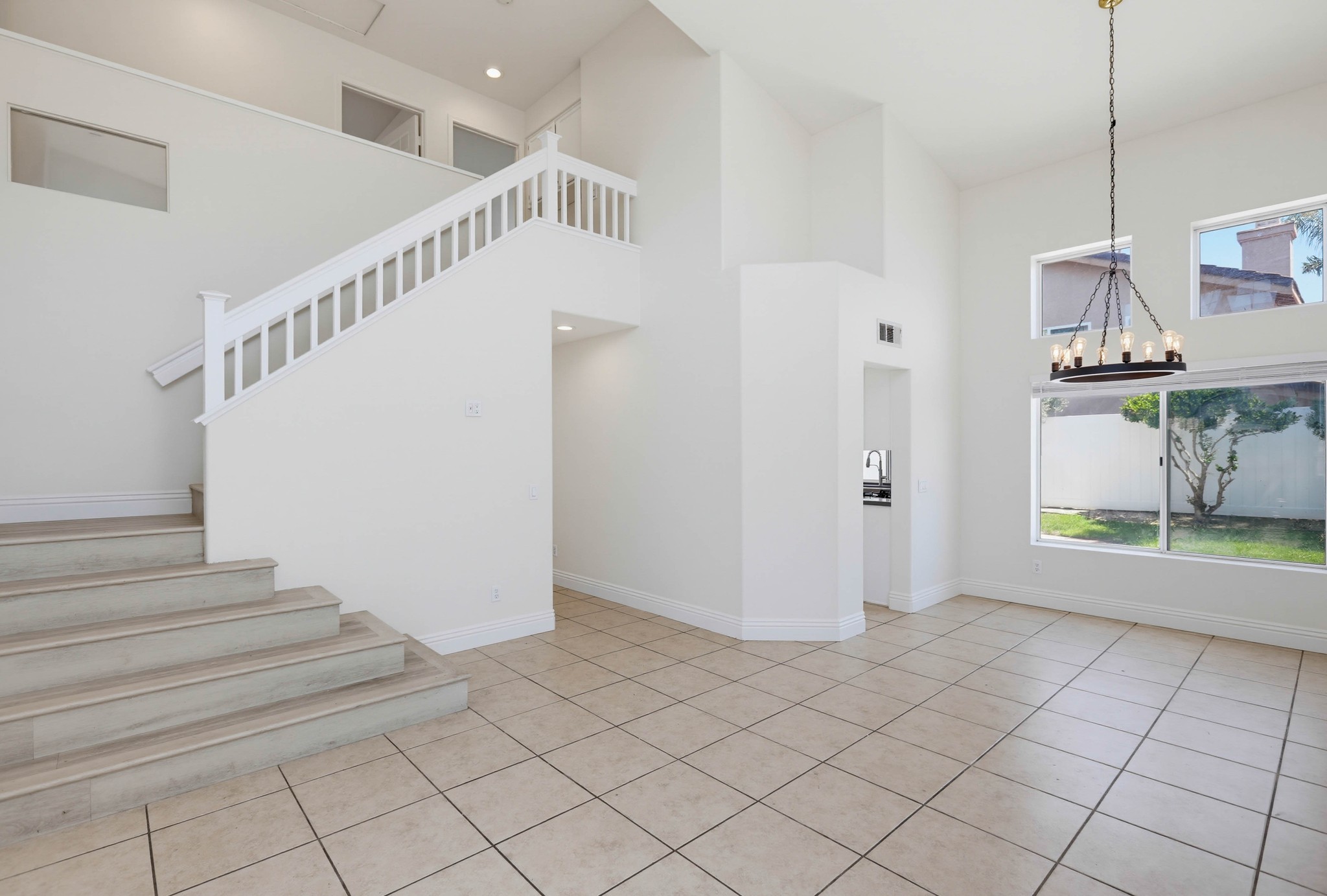 Virtual tour photo 9 of 59 for 25 Pemberly