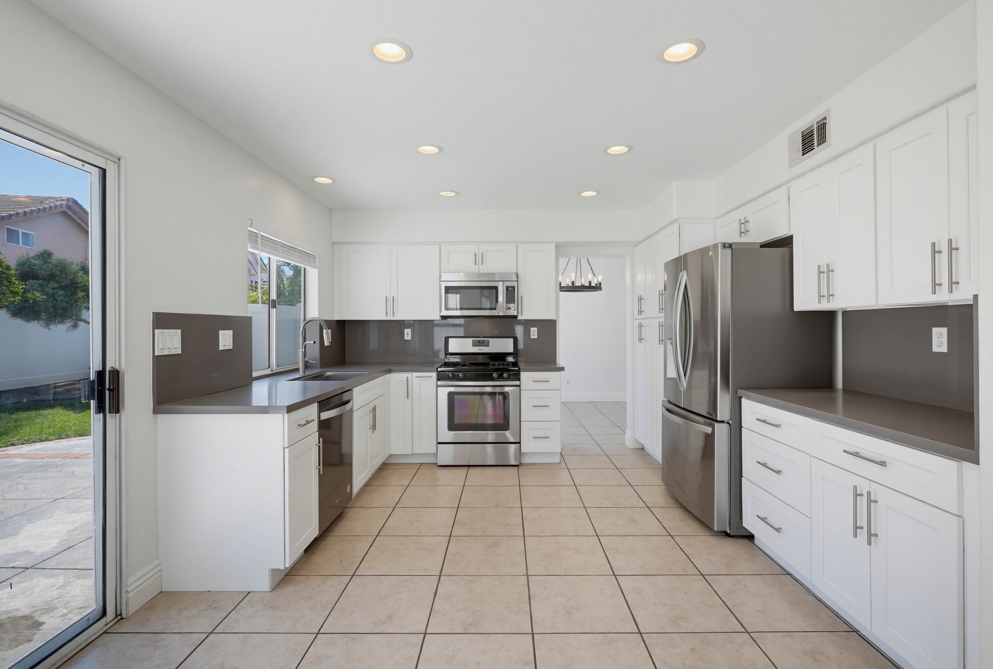 Virtual tour photo 22 of 59 for 25 Pemberly