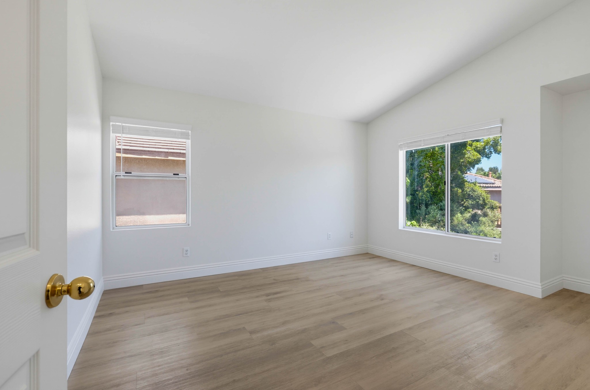 Virtual tour photo 35 of 59 for 25 Pemberly