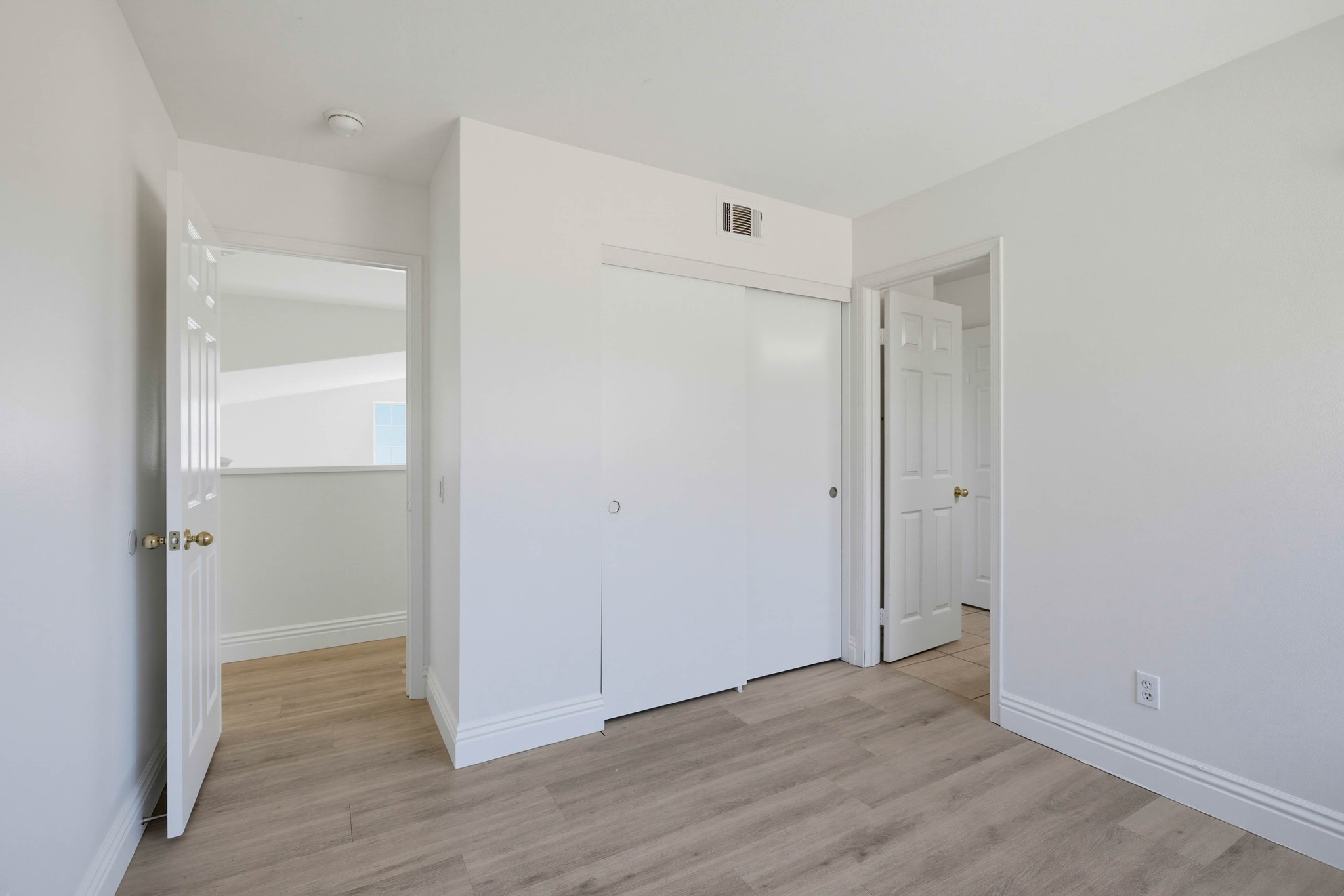 Virtual tour photo 46 of 59 for 25 Pemberly