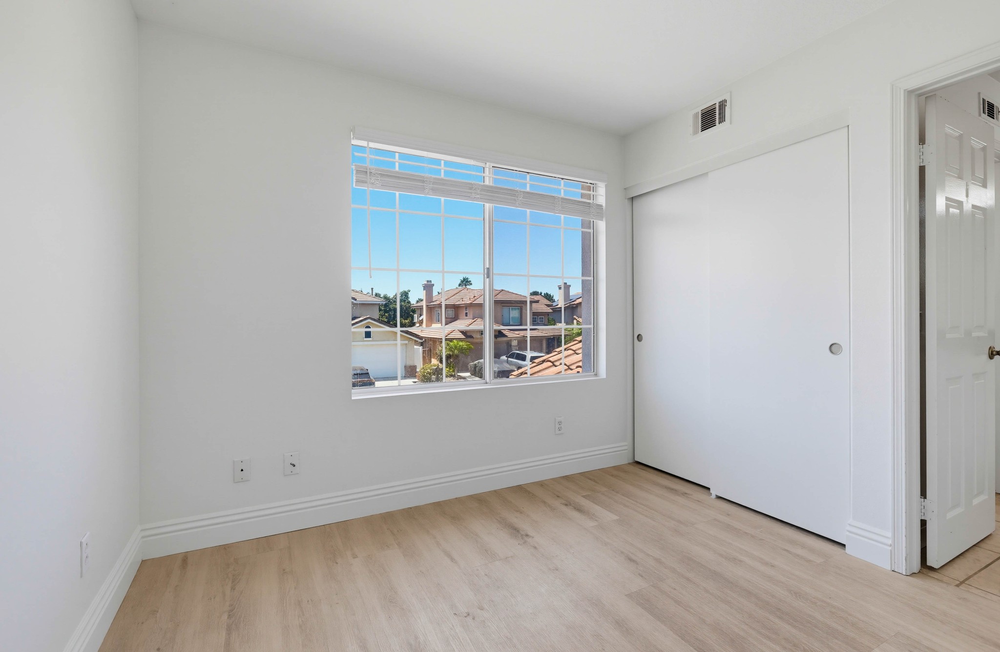 Virtual tour photo 48 of 59 for 25 Pemberly
