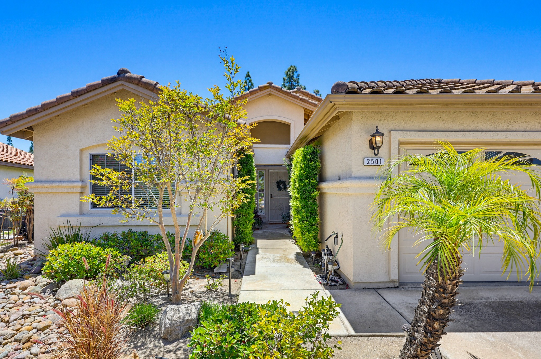 Virtual tour photo 9 of 74 for 2501 Columbine Rd