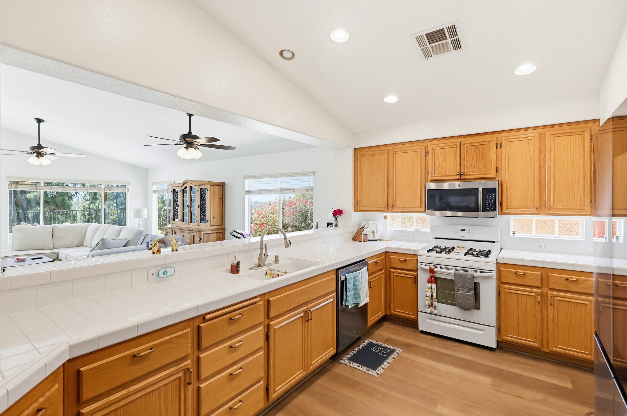 Virtual tour photo 31 of 74 for 2501 Columbine Rd