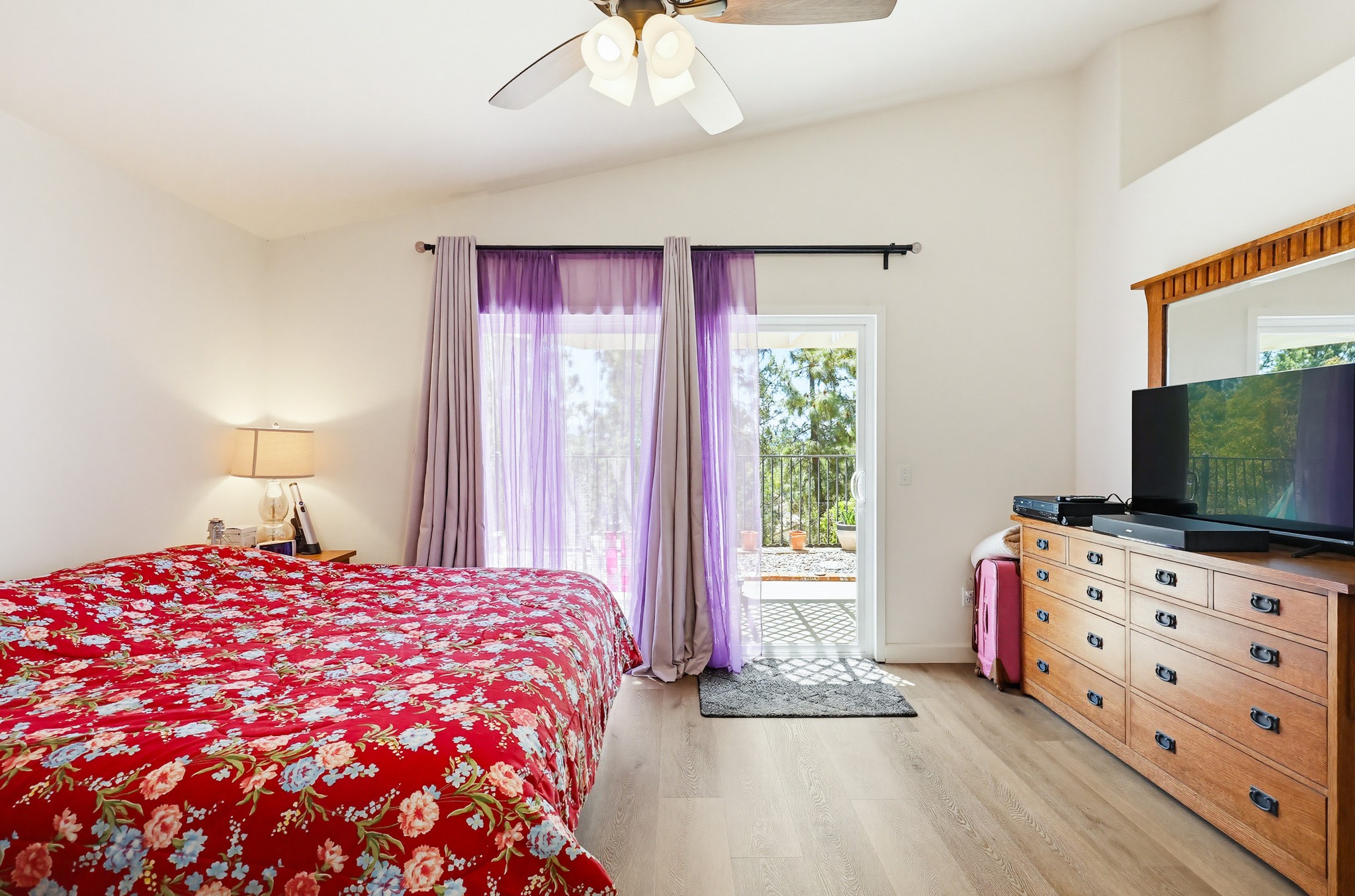 Virtual tour photo 37 of 74 for 2501 Columbine Rd