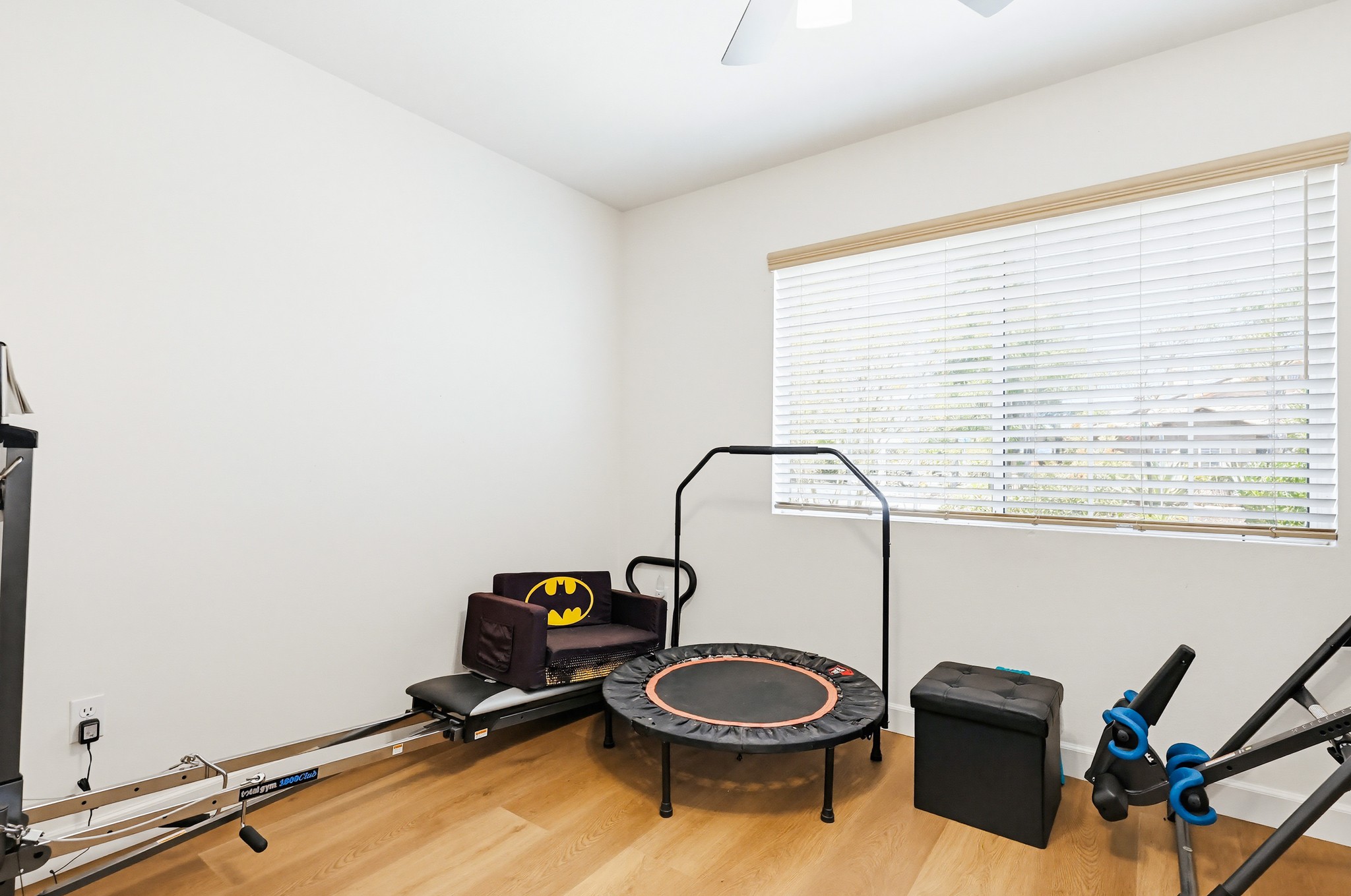 Virtual tour photo 44 of 74 for 2501 Columbine Rd