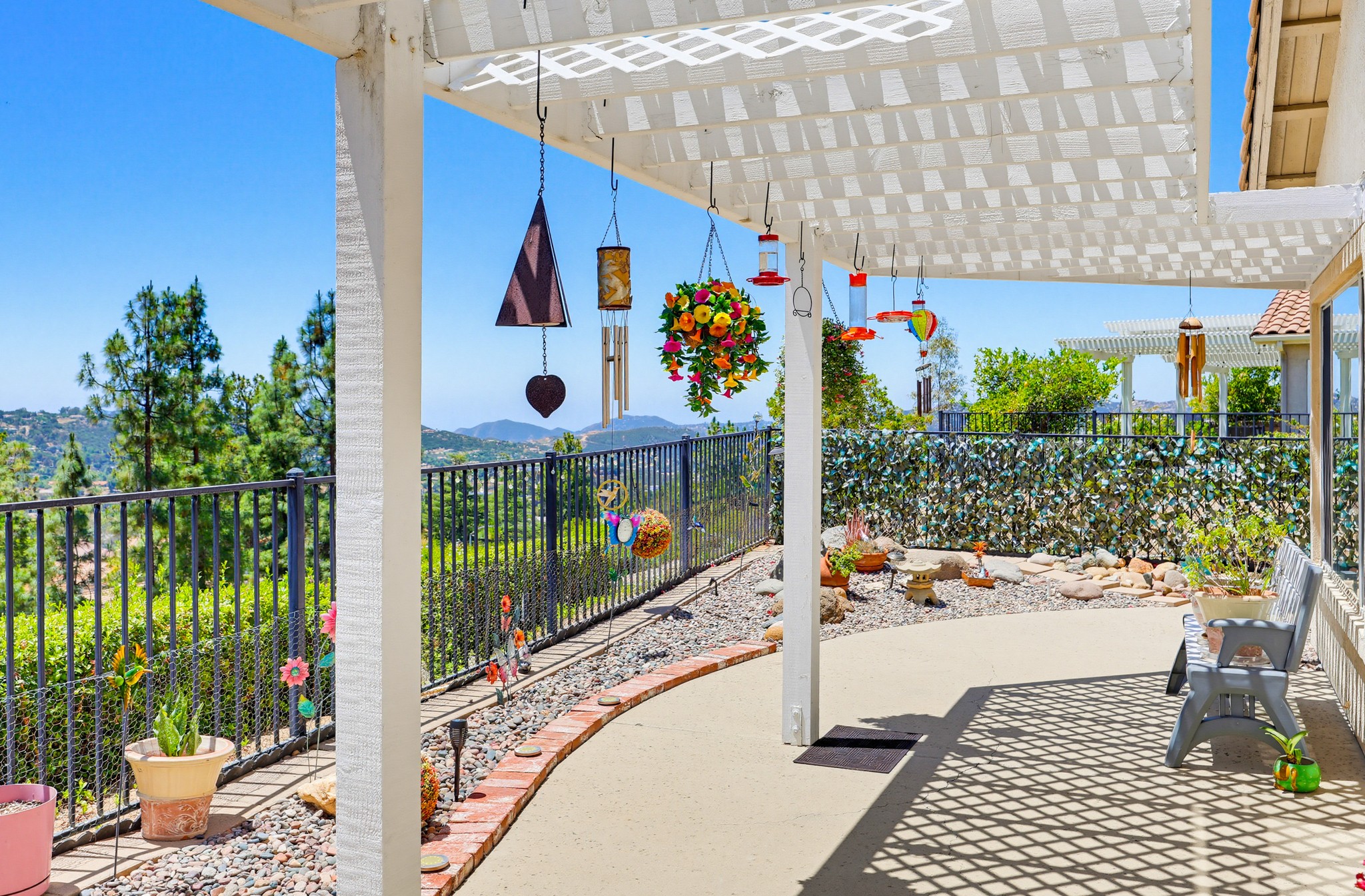Virtual tour photo 54 of 74 for 2501 Columbine Rd