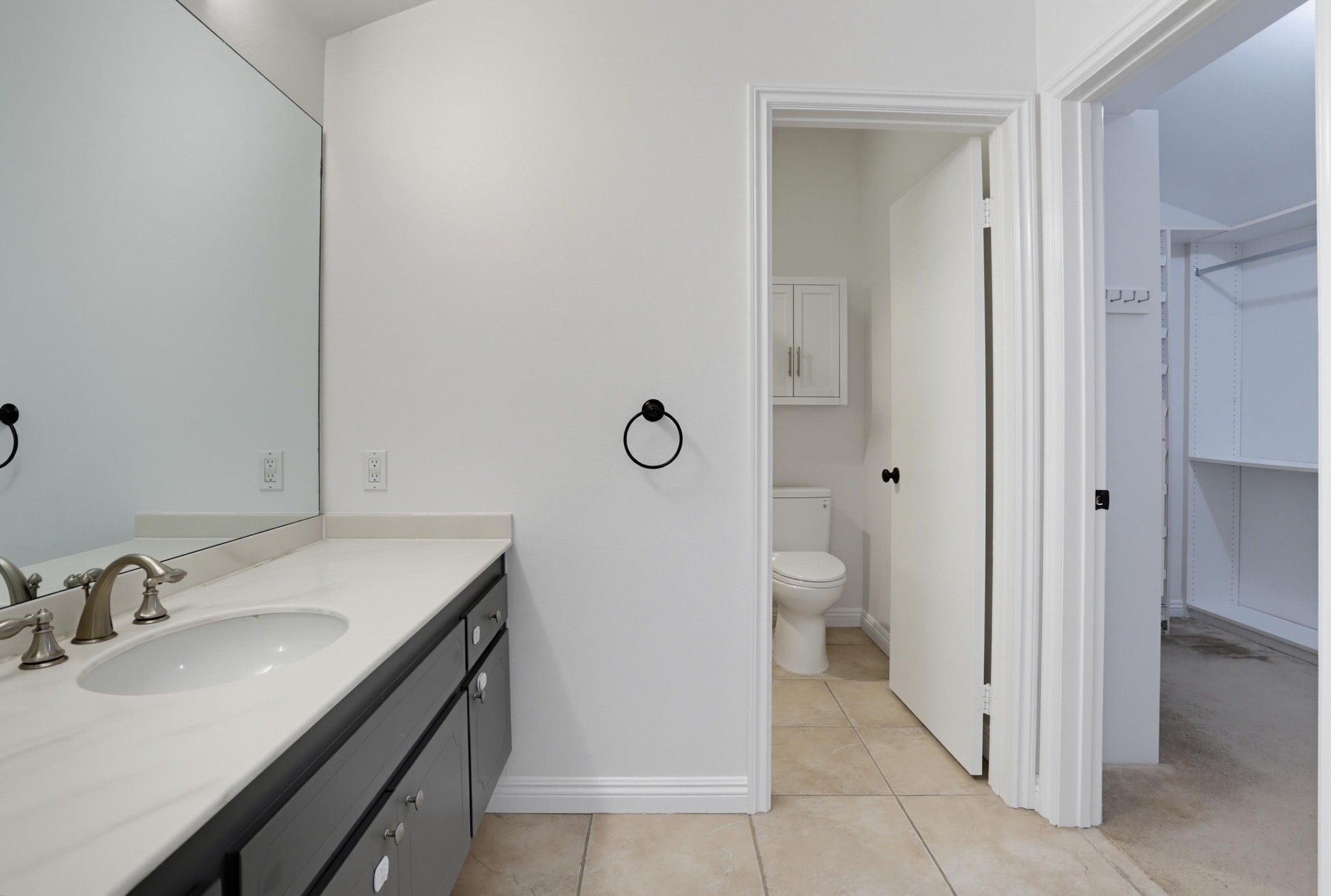 Virtual tour photo 38 of 43 for 2505 Navarra Dr Unit 321