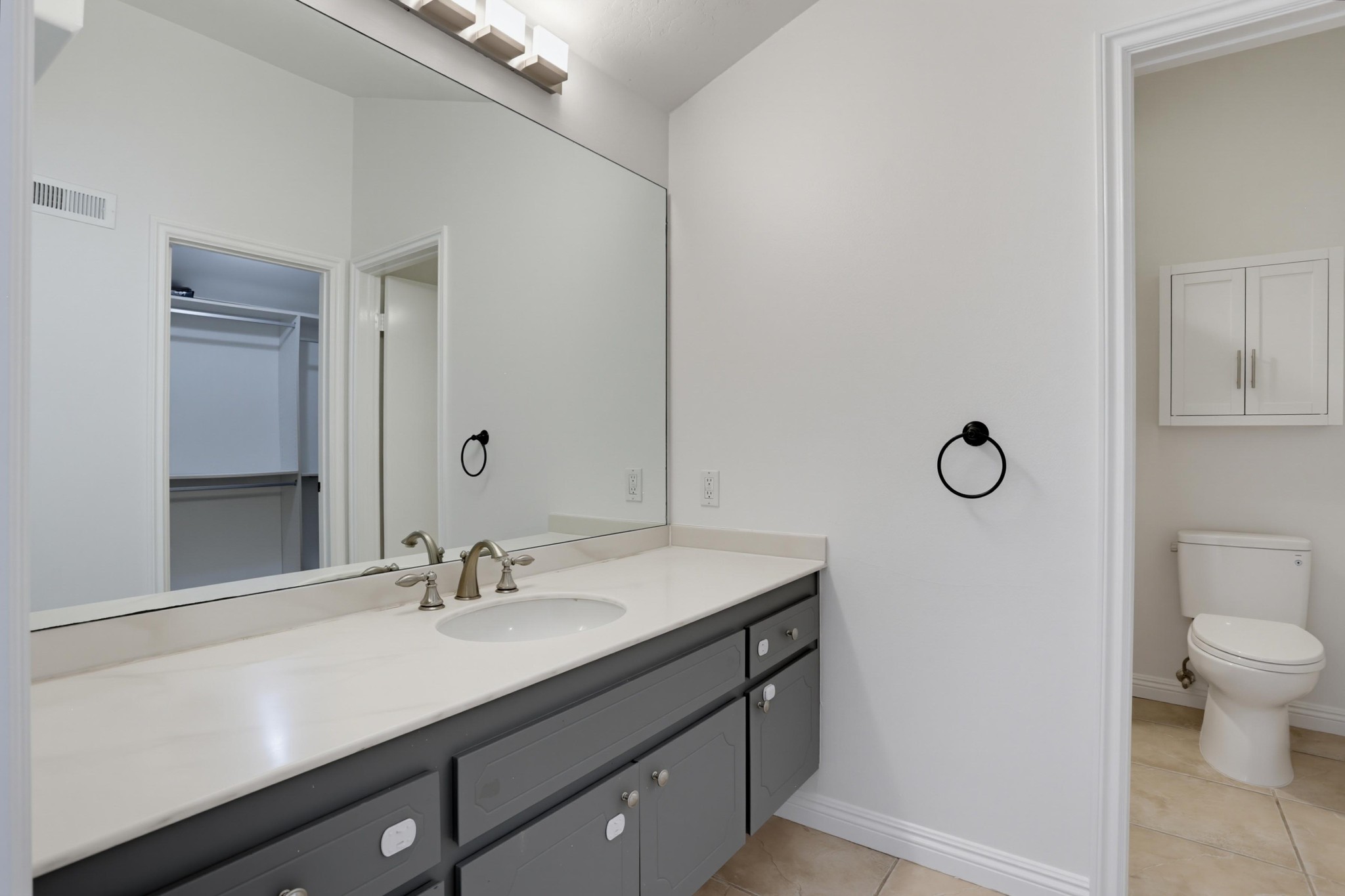 Virtual tour photo 39 of 43 for 2505 Navarra Dr Unit 321