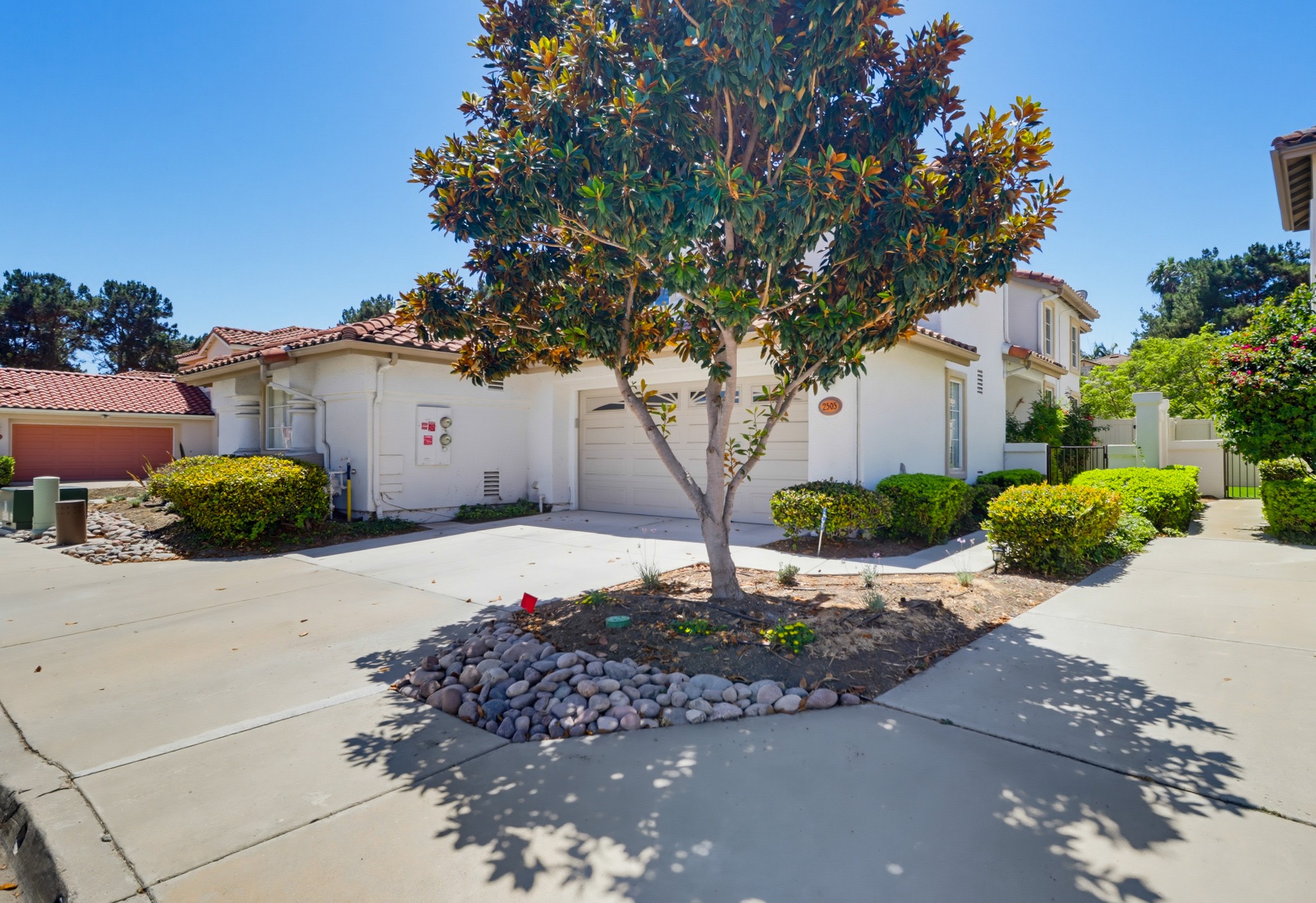 Virtual tour photo 3 of 46 for 2505 Whispering Palms Loop