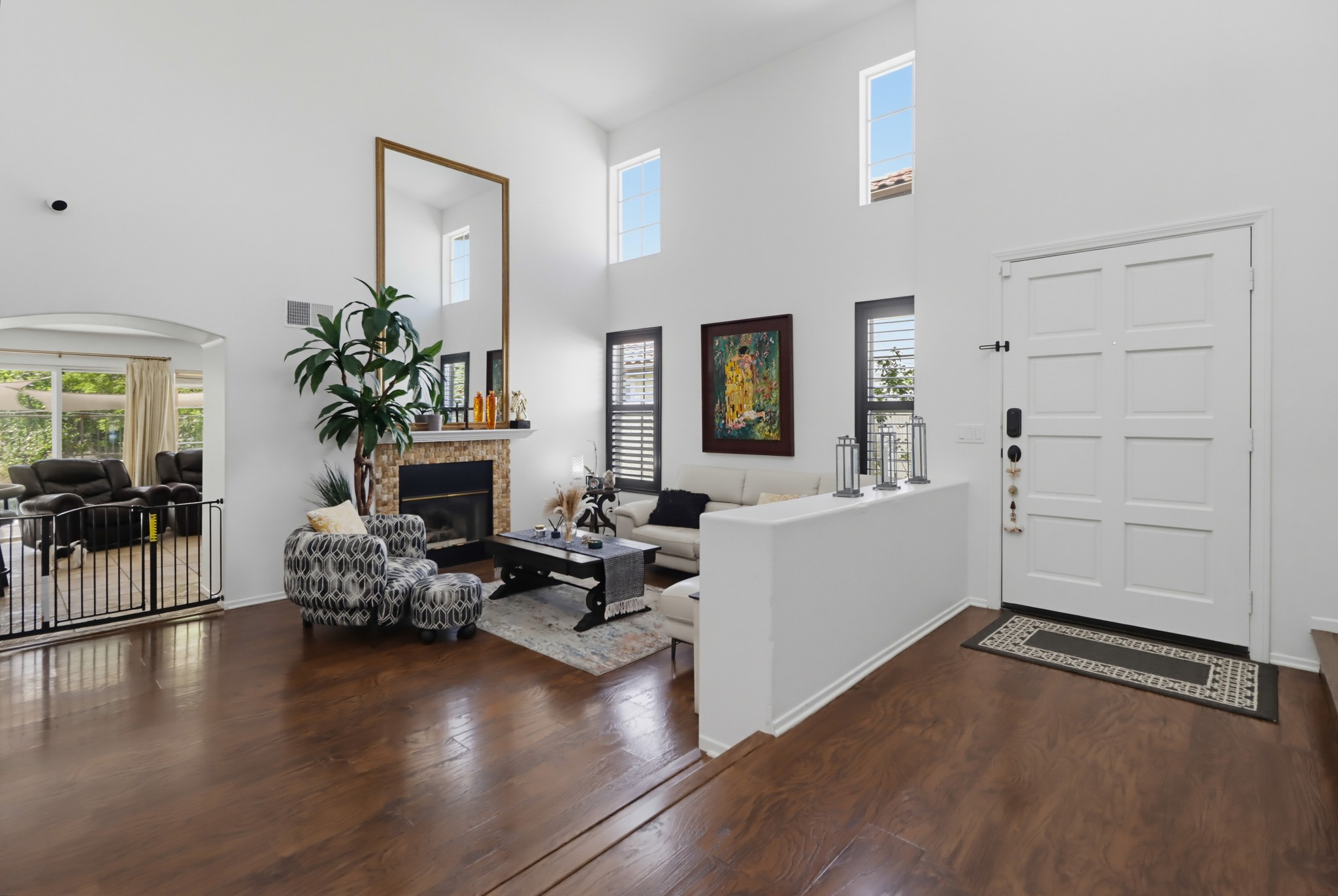 Virtual tour photo 10 of 46 for 2505 Whispering Palms Loop