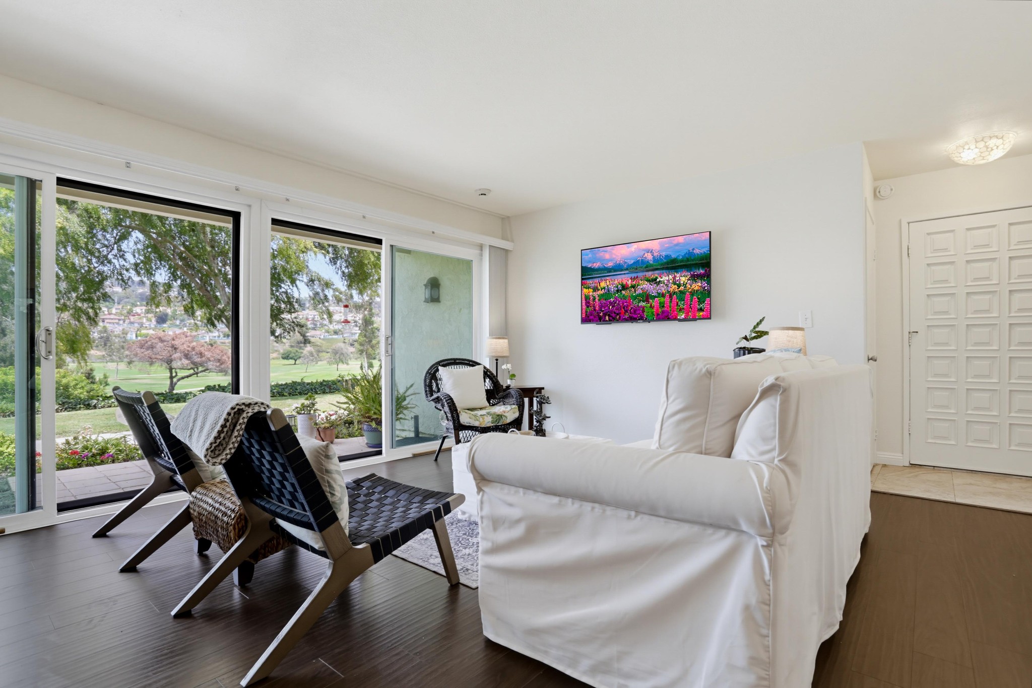 Virtual tour photo 8 of 50 for 2508 Navarra Dr Unit 403