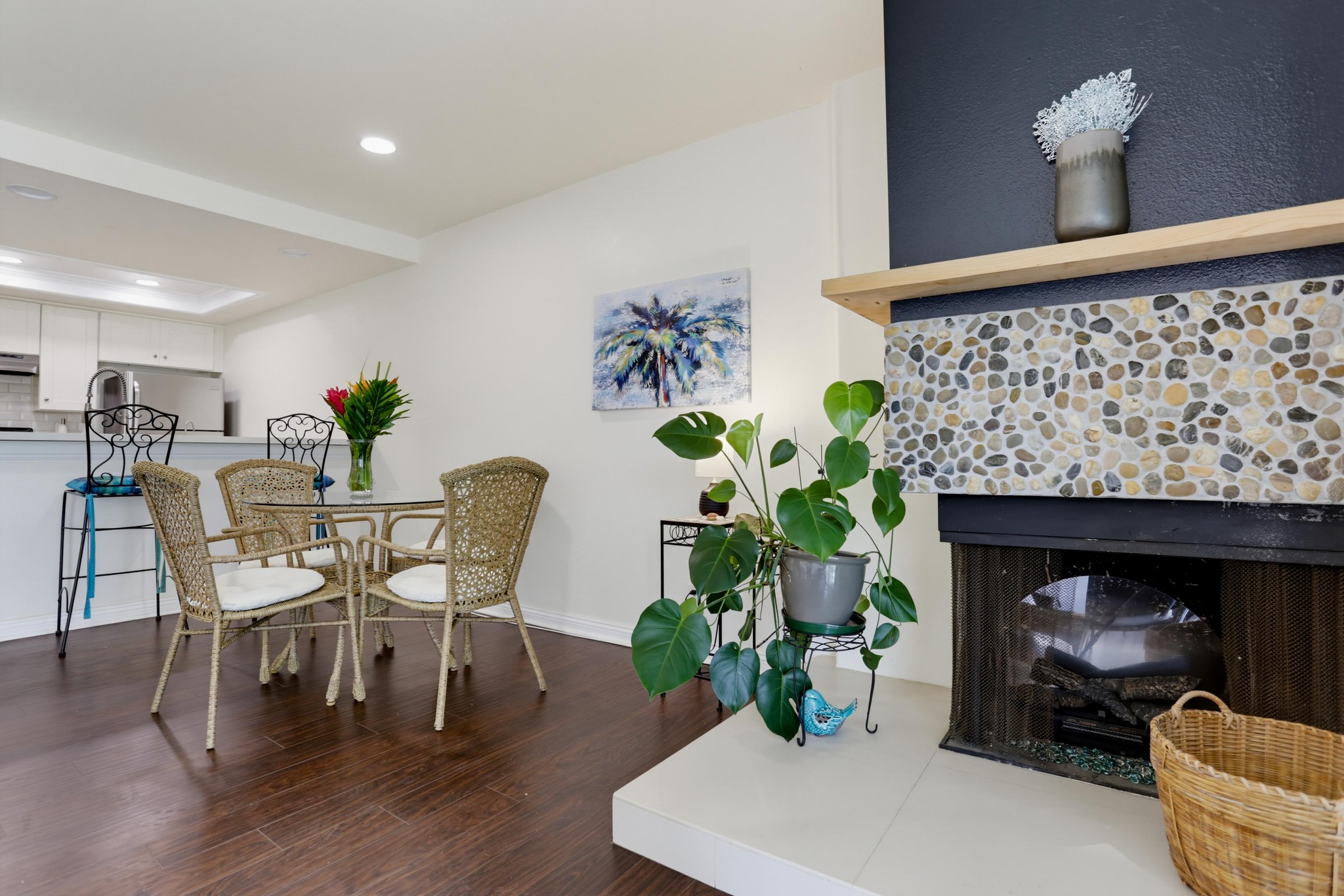 Virtual tour photo 12 of 50 for 2508 Navarra Dr Unit 403