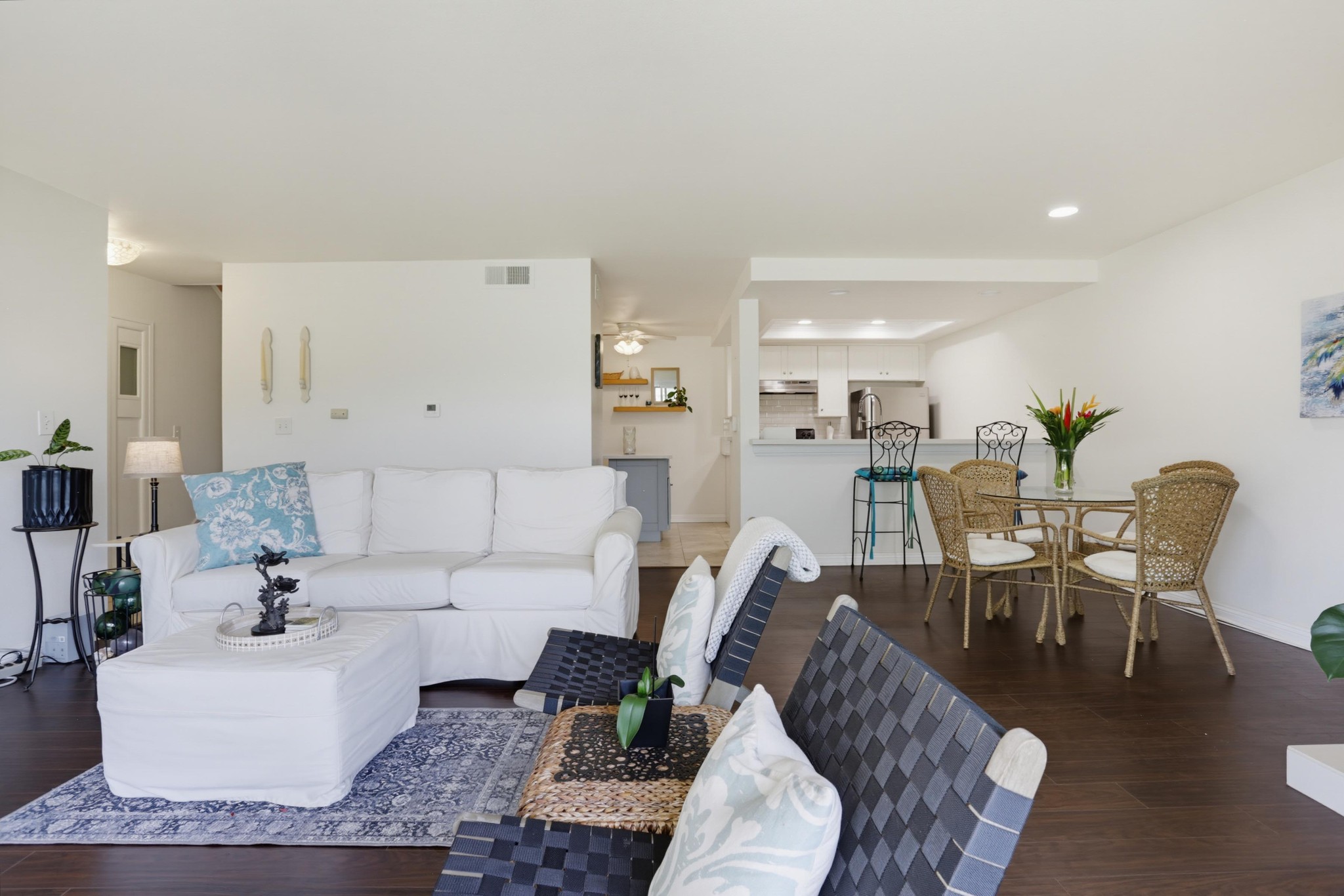 Virtual tour photo 15 of 50 for 2508 Navarra Dr Unit 403