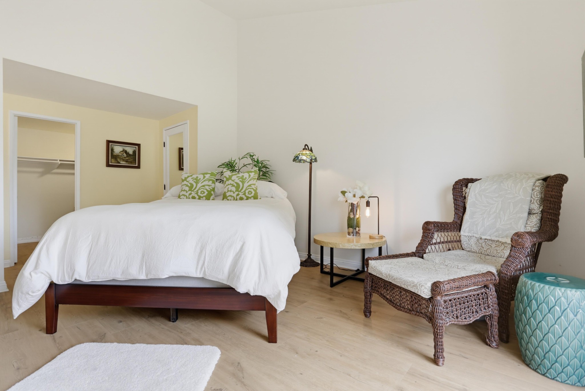 Virtual tour photo 35 of 50 for 2508 Navarra Dr Unit 403