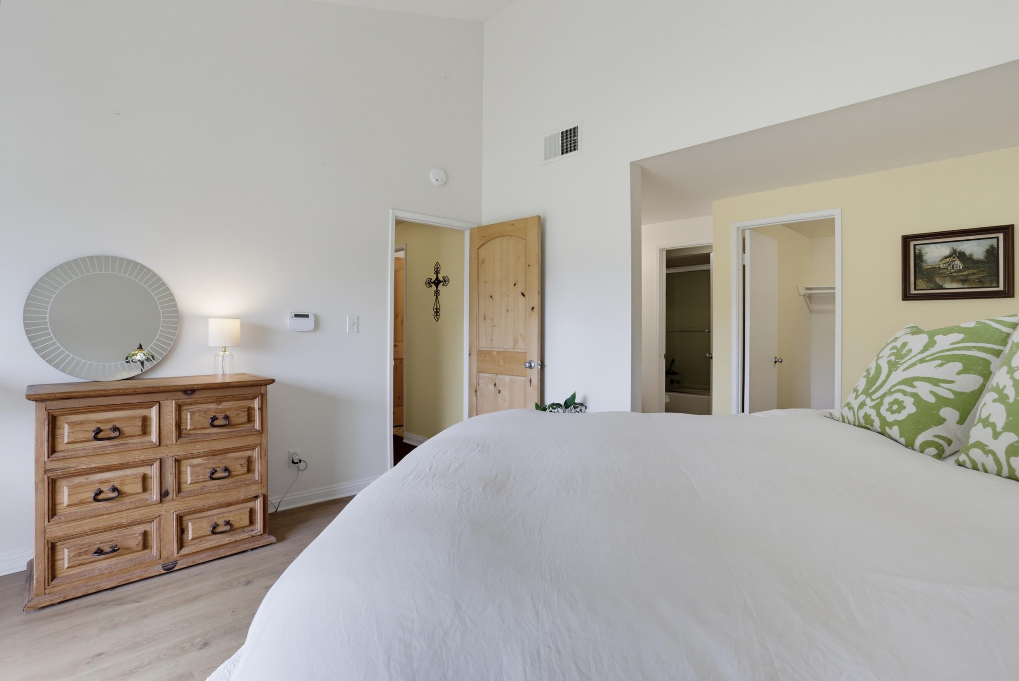 Virtual tour photo 36 of 50 for 2508 Navarra Dr Unit 403