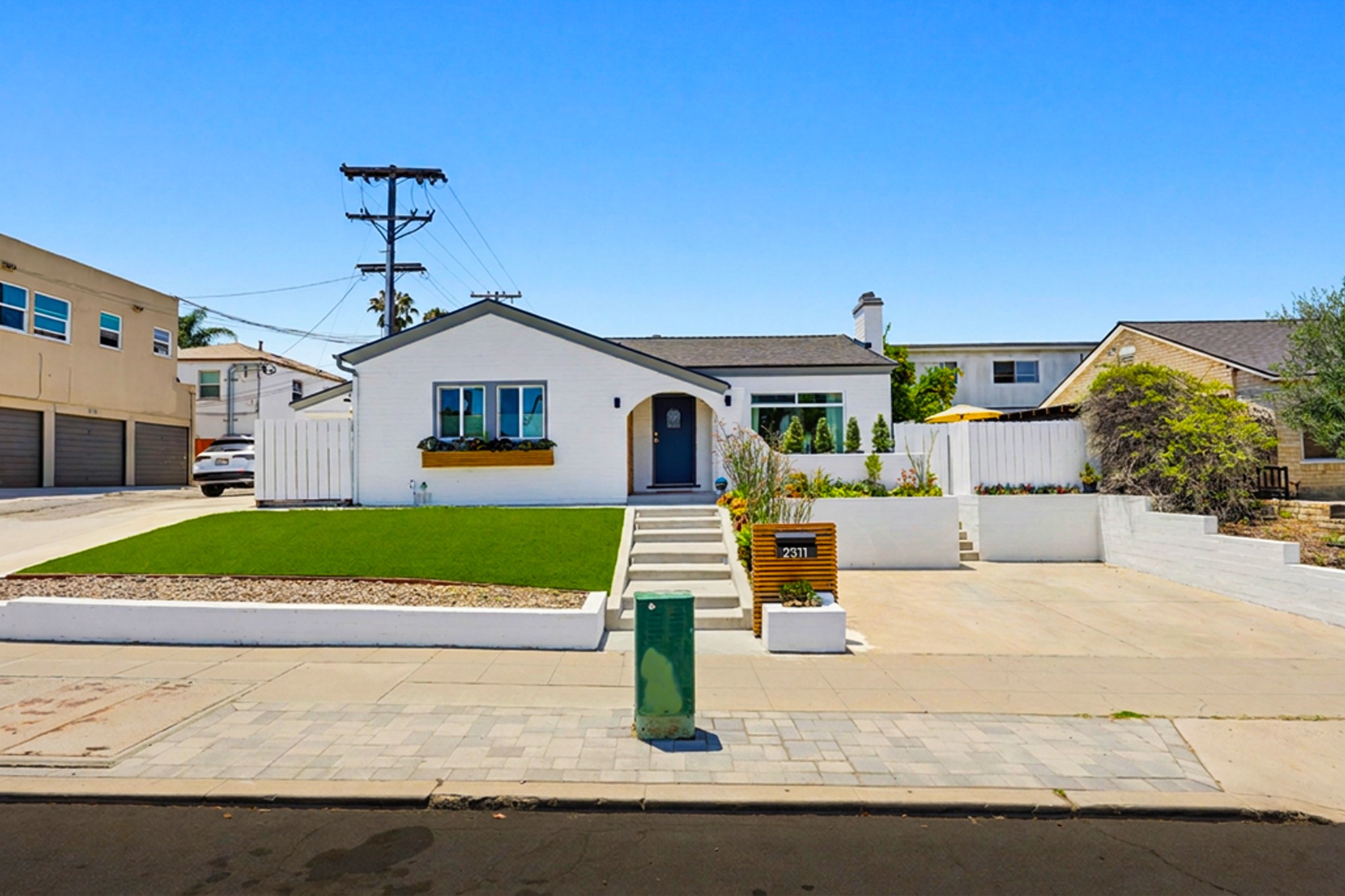 Virtual tour photo 3 of 65 for 2511 Adams Ave