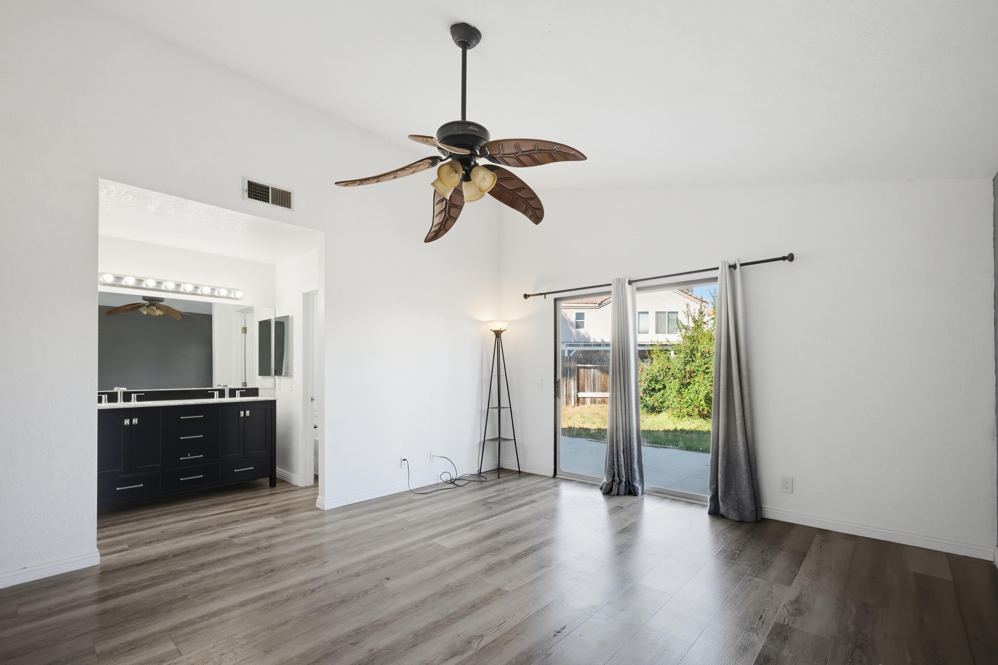 Virtual tour photo 23 of 45 for 25130 Graylag Cir
