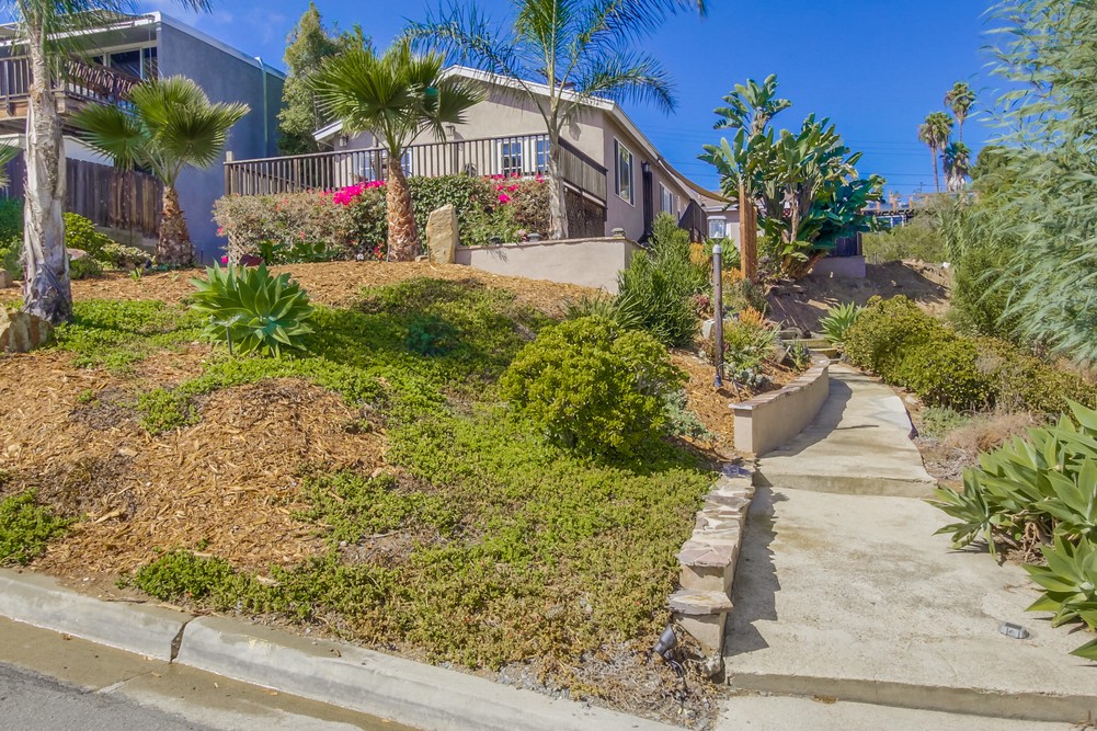 Virtual tour photo 5 of 69 for 2514 Chalcedony St