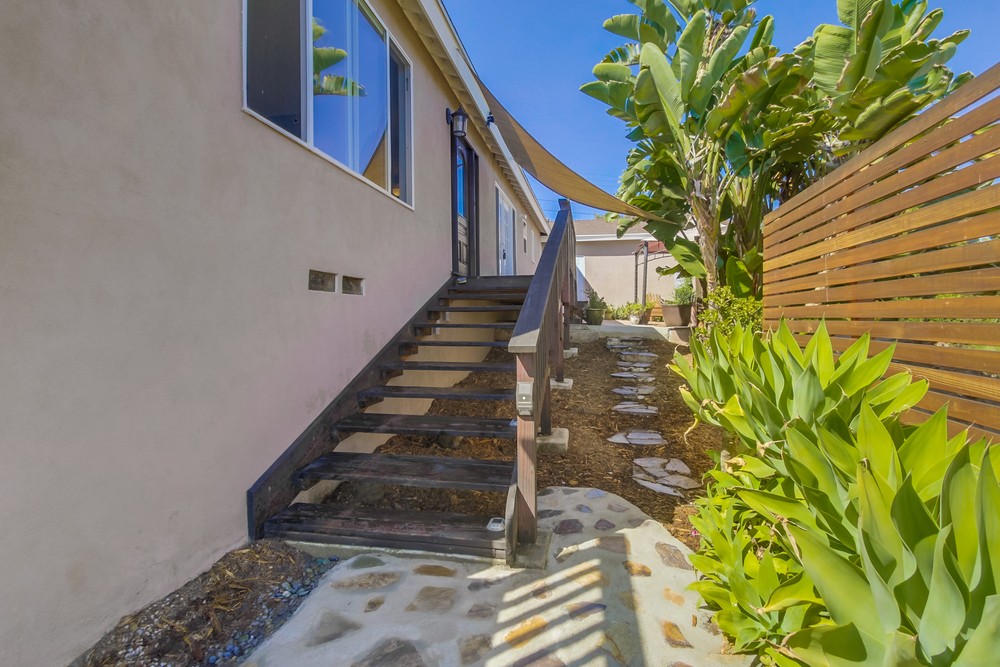 Virtual tour photo 8 of 69 for 2514 Chalcedony St