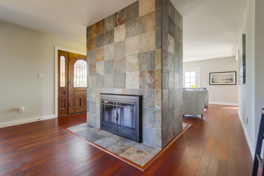 Virtual tour photo 25 of 69 for 2514 Chalcedony St