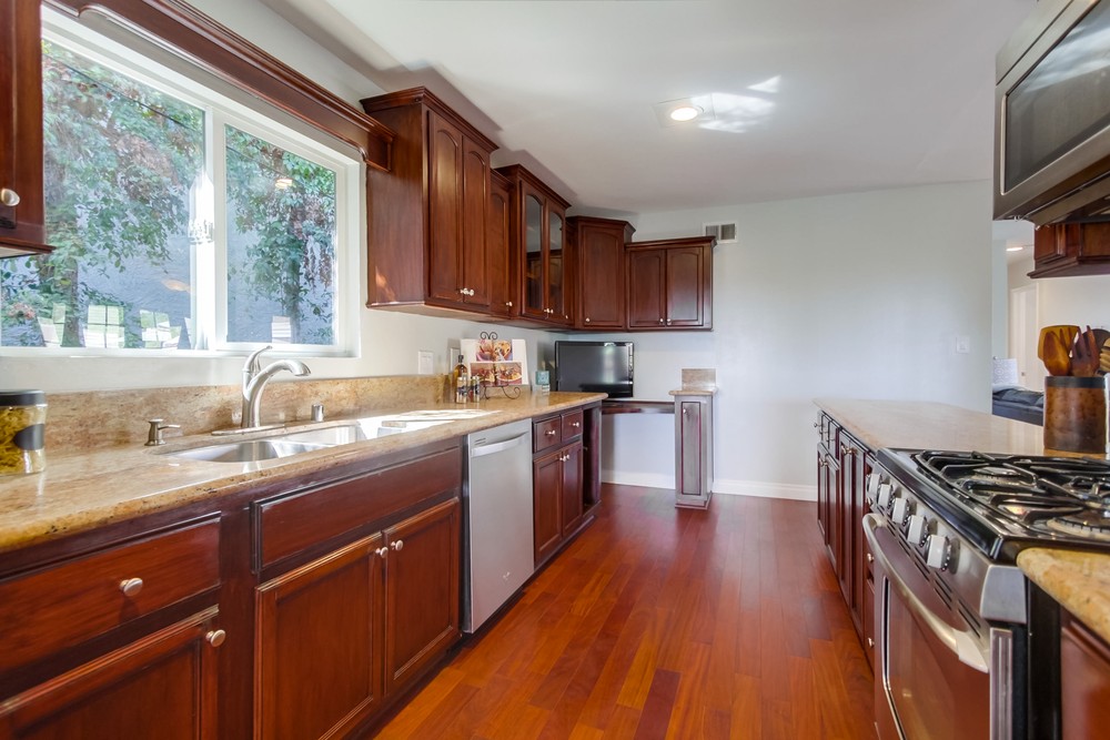Virtual tour photo 31 of 69 for 2514 Chalcedony St