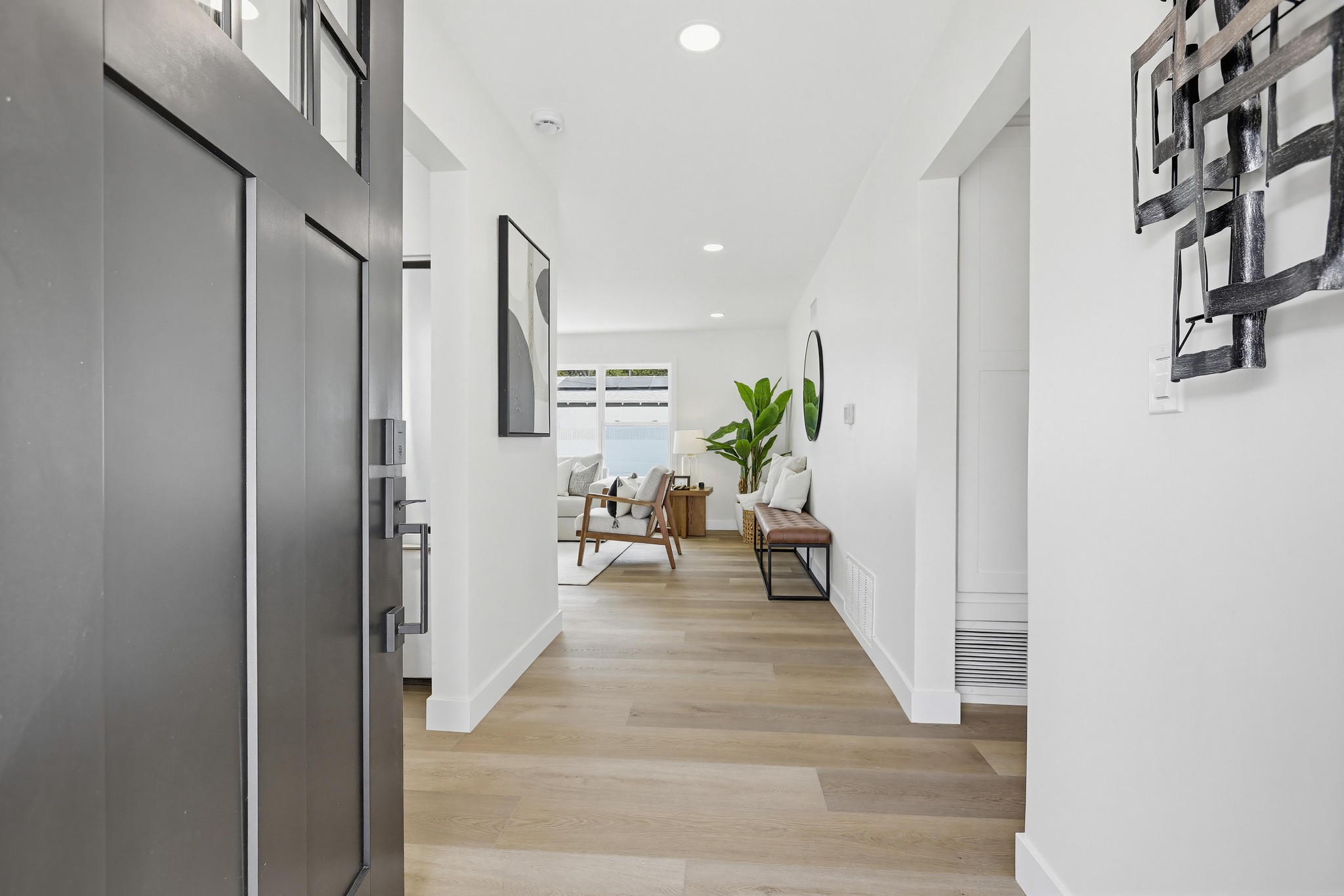 Virtual tour photo 20 of 69 for 2515 E Orange Grove Ave