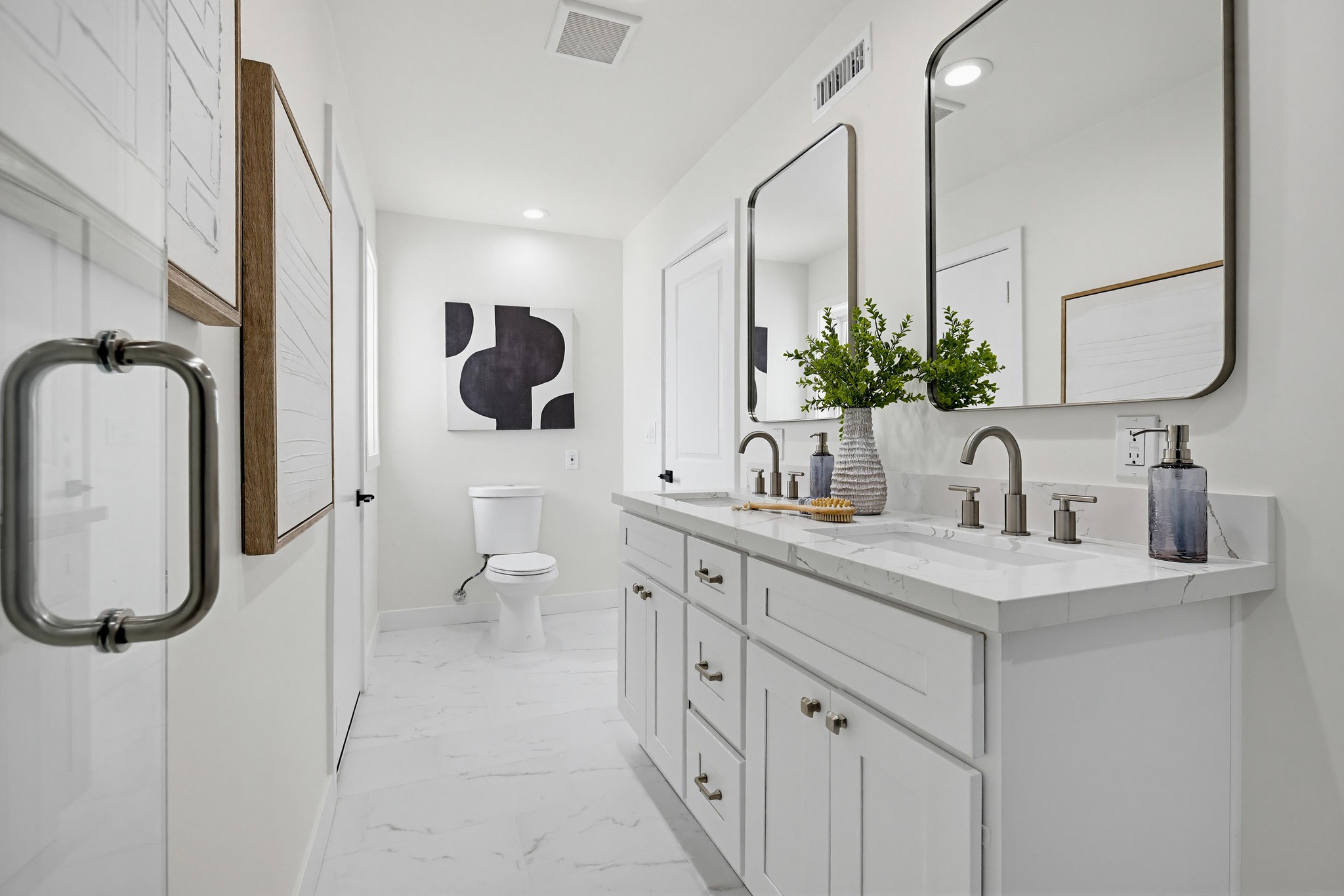 Virtual tour photo 63 of 69 for 2515 E Orange Grove Ave