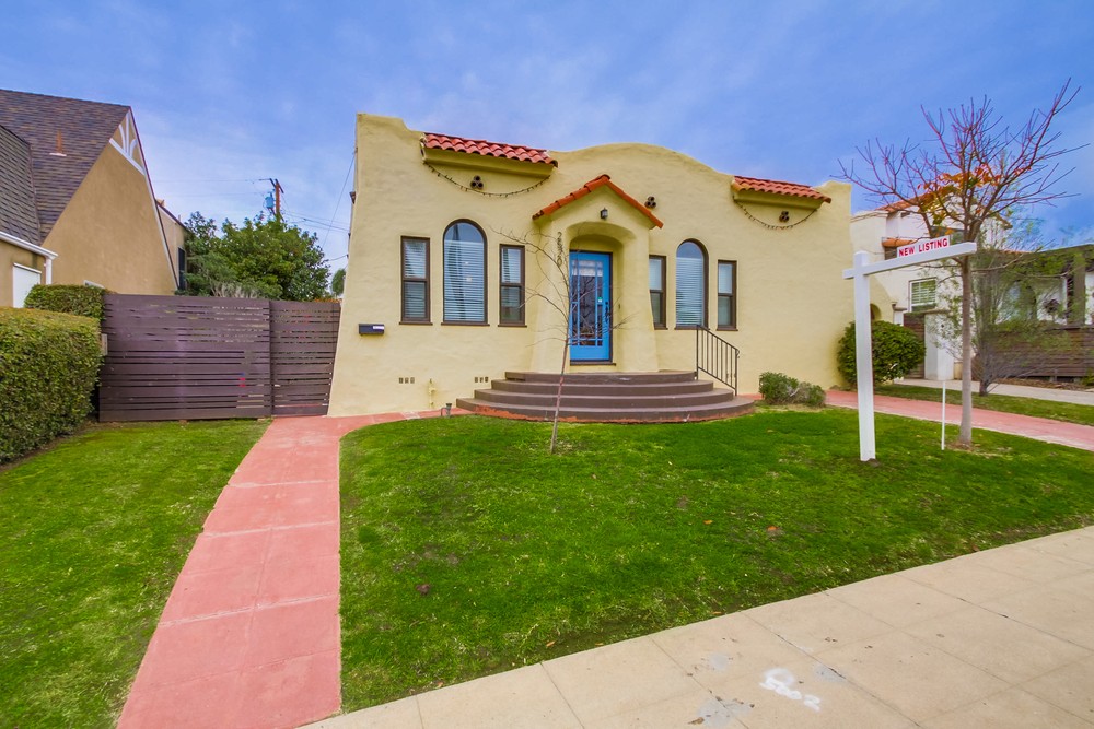 Virtual tour photo 3 of 33 for 2520 33rd St