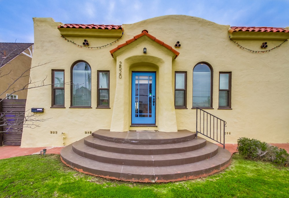 Virtual tour photo 5 of 33 for 2520 33rd St